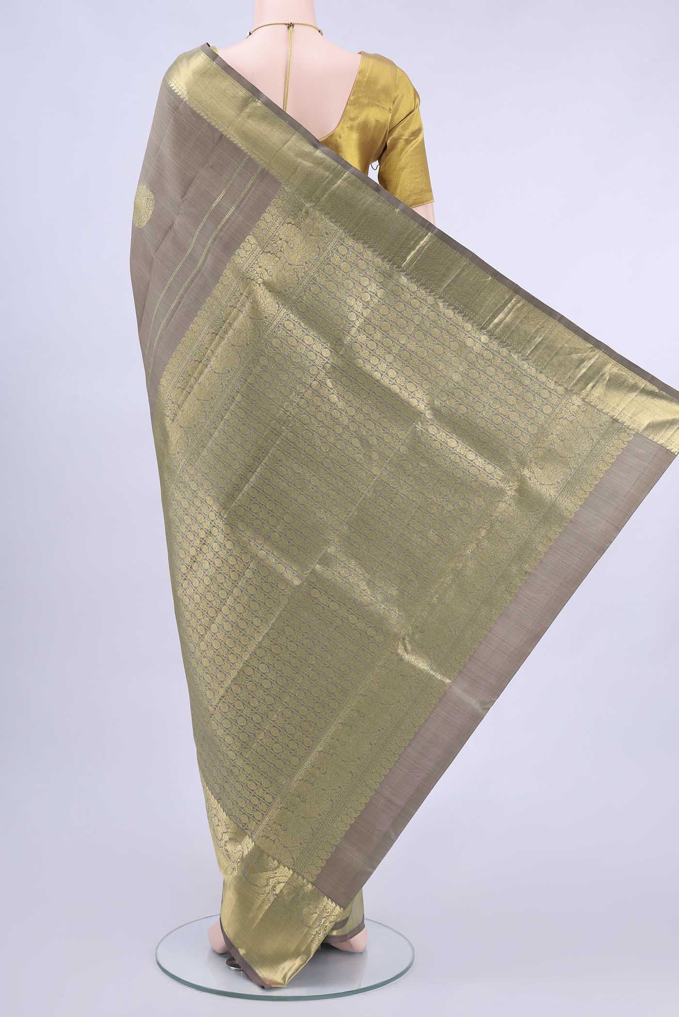pallu body