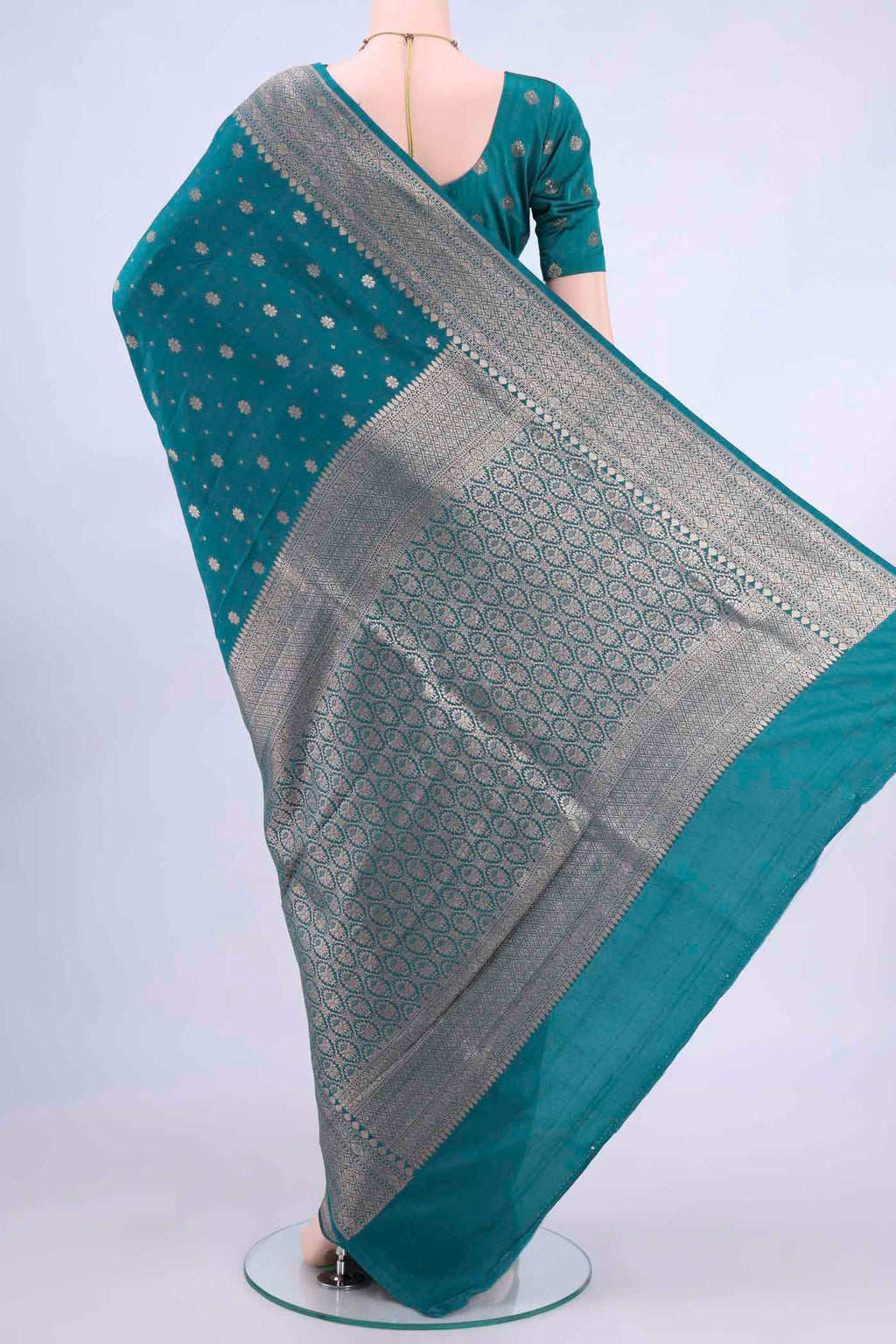 pallu body
