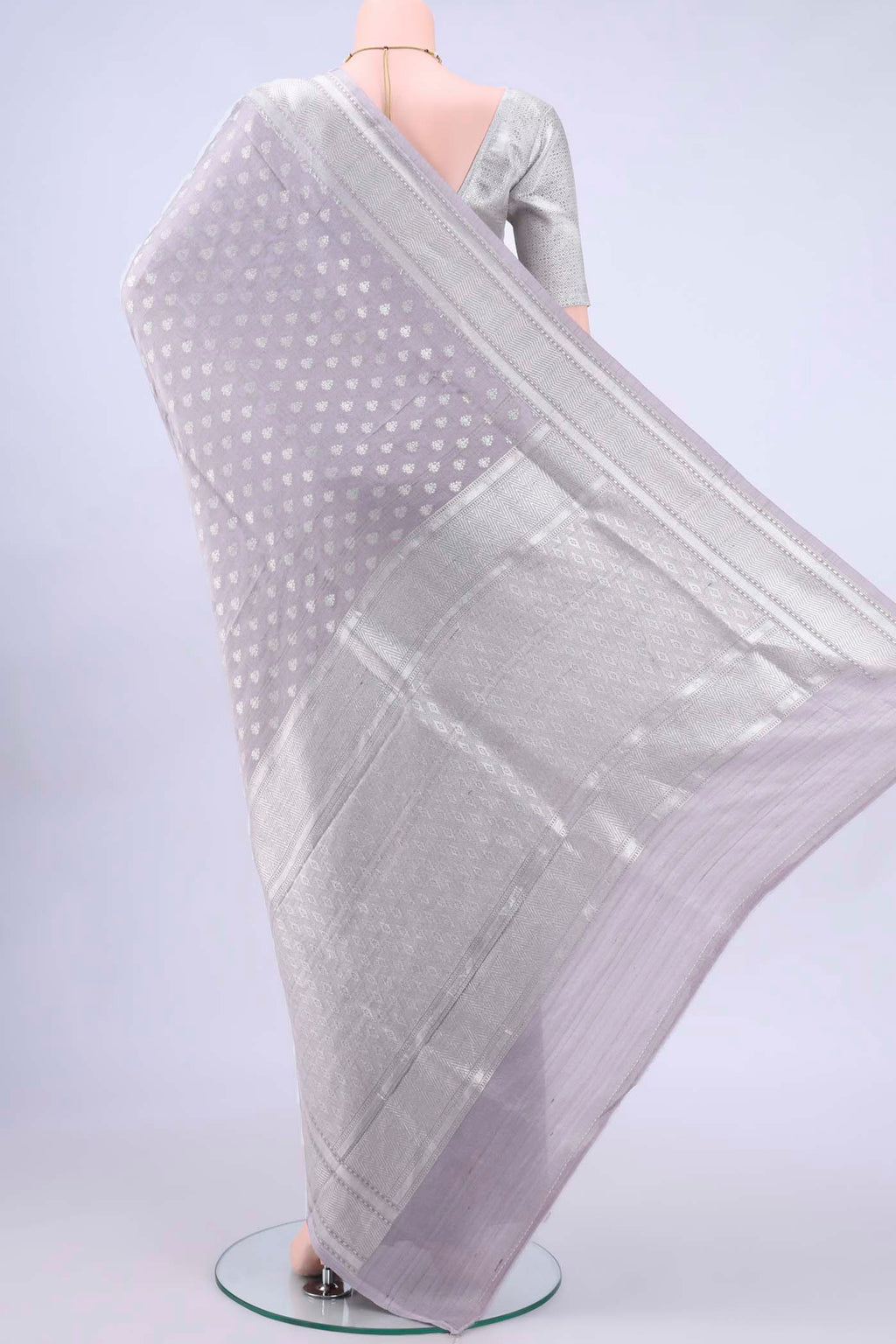 pallu body