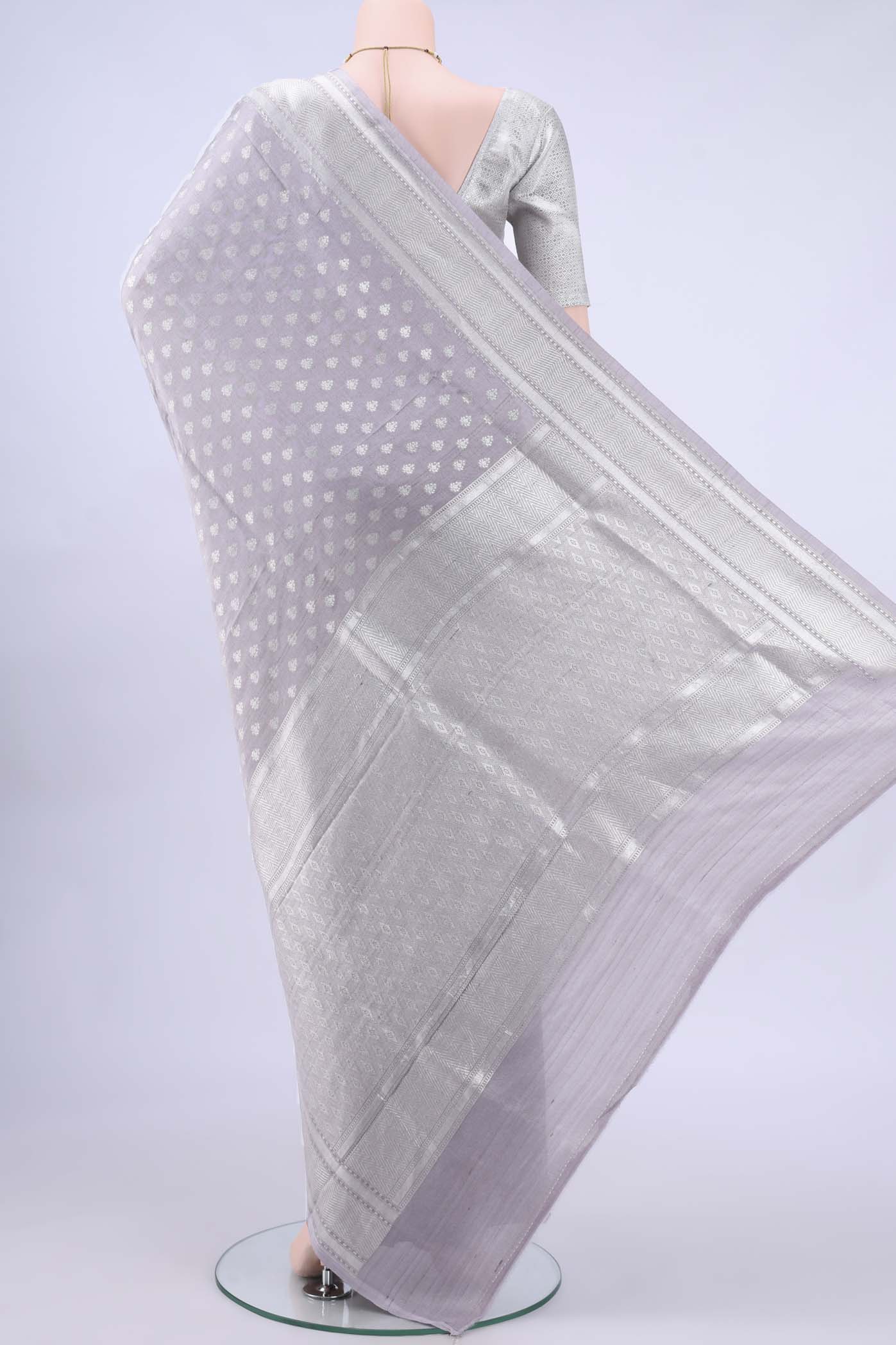 pallu body