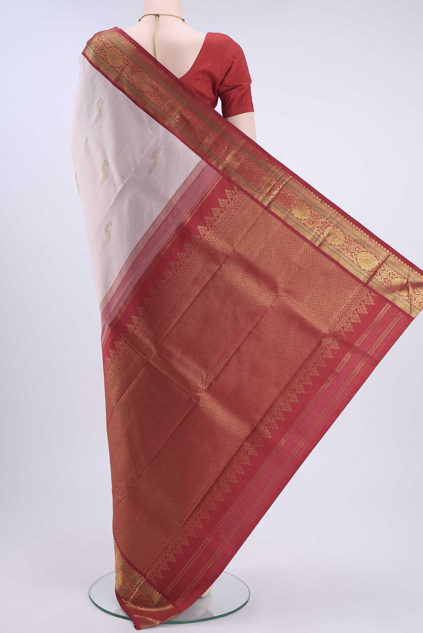 pallu body