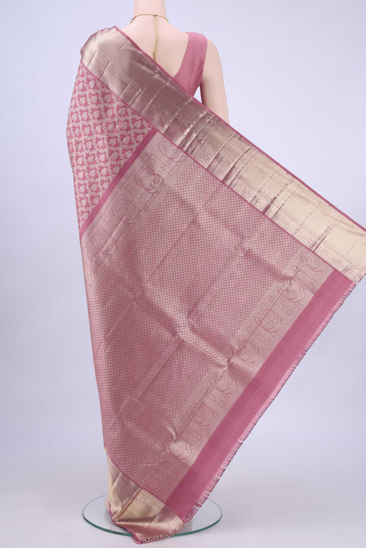 pallu body