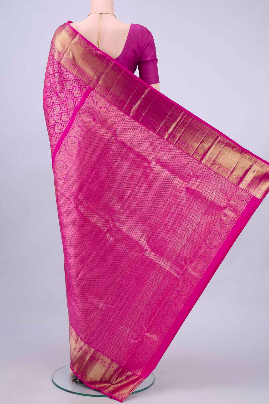 pallu body