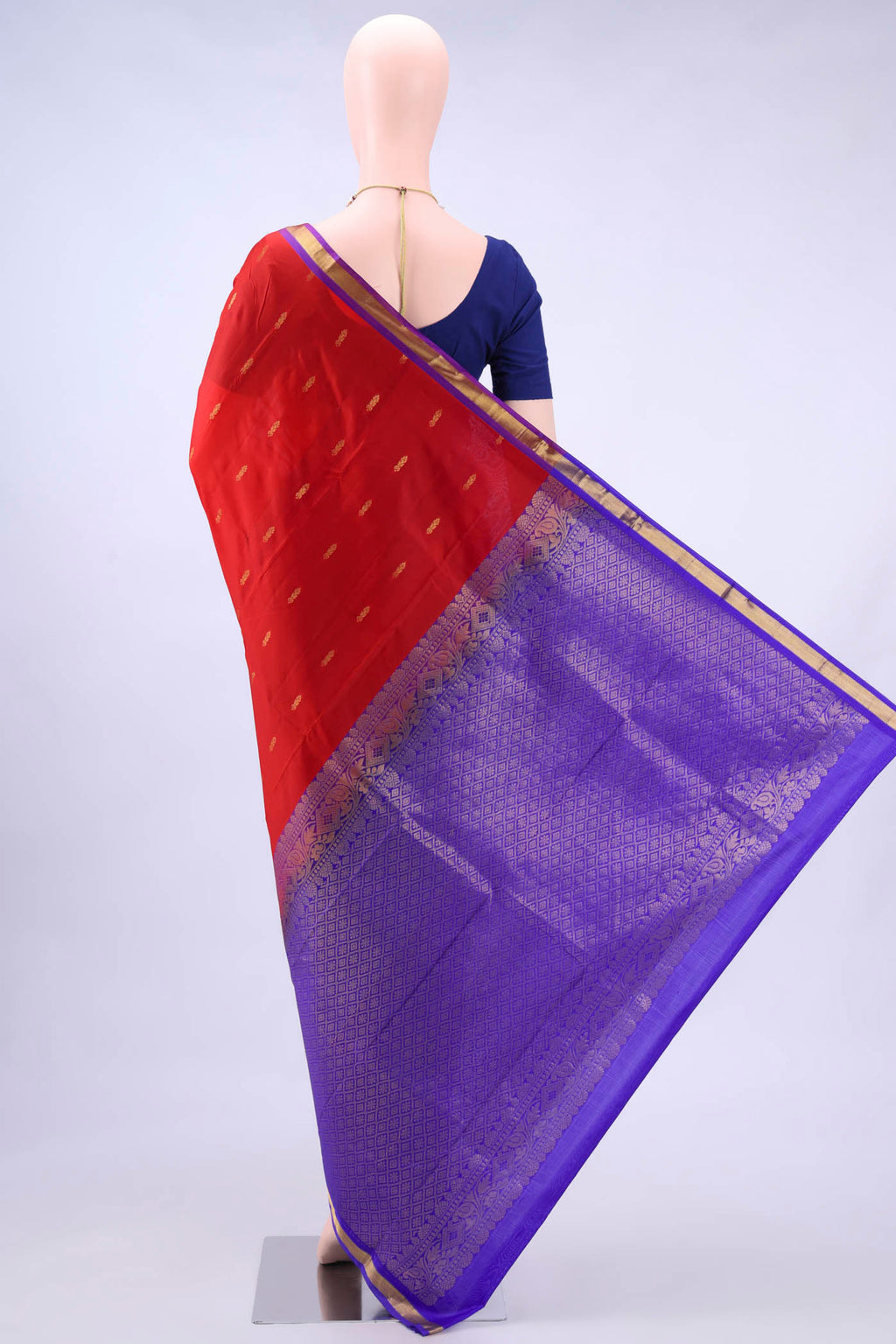 pallu body