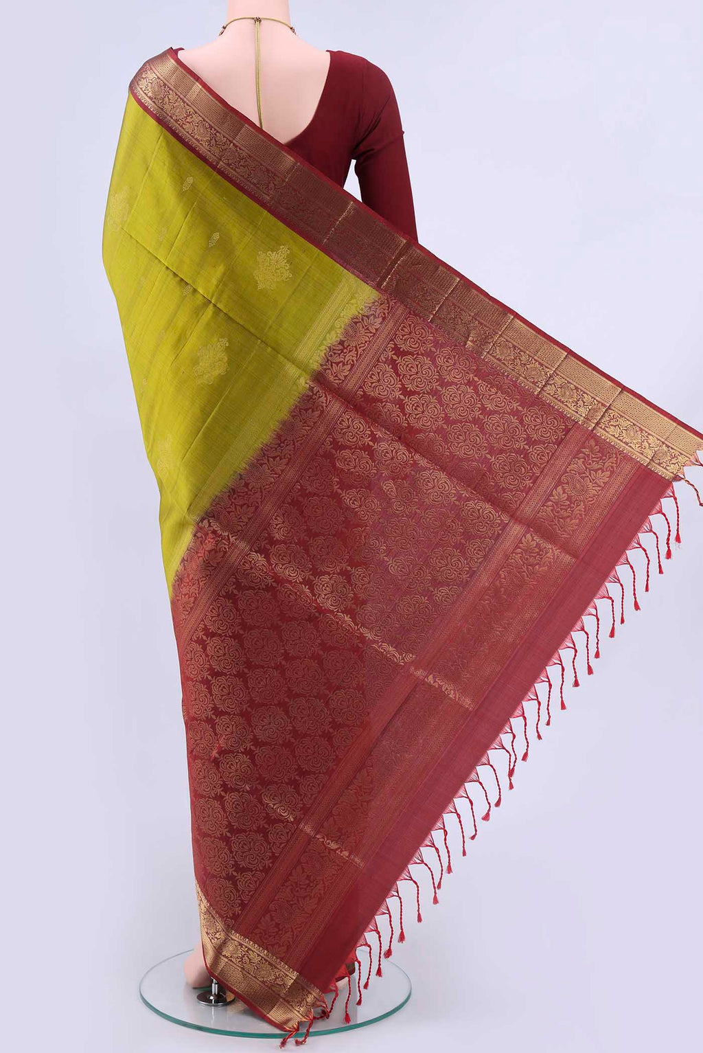 pallu body