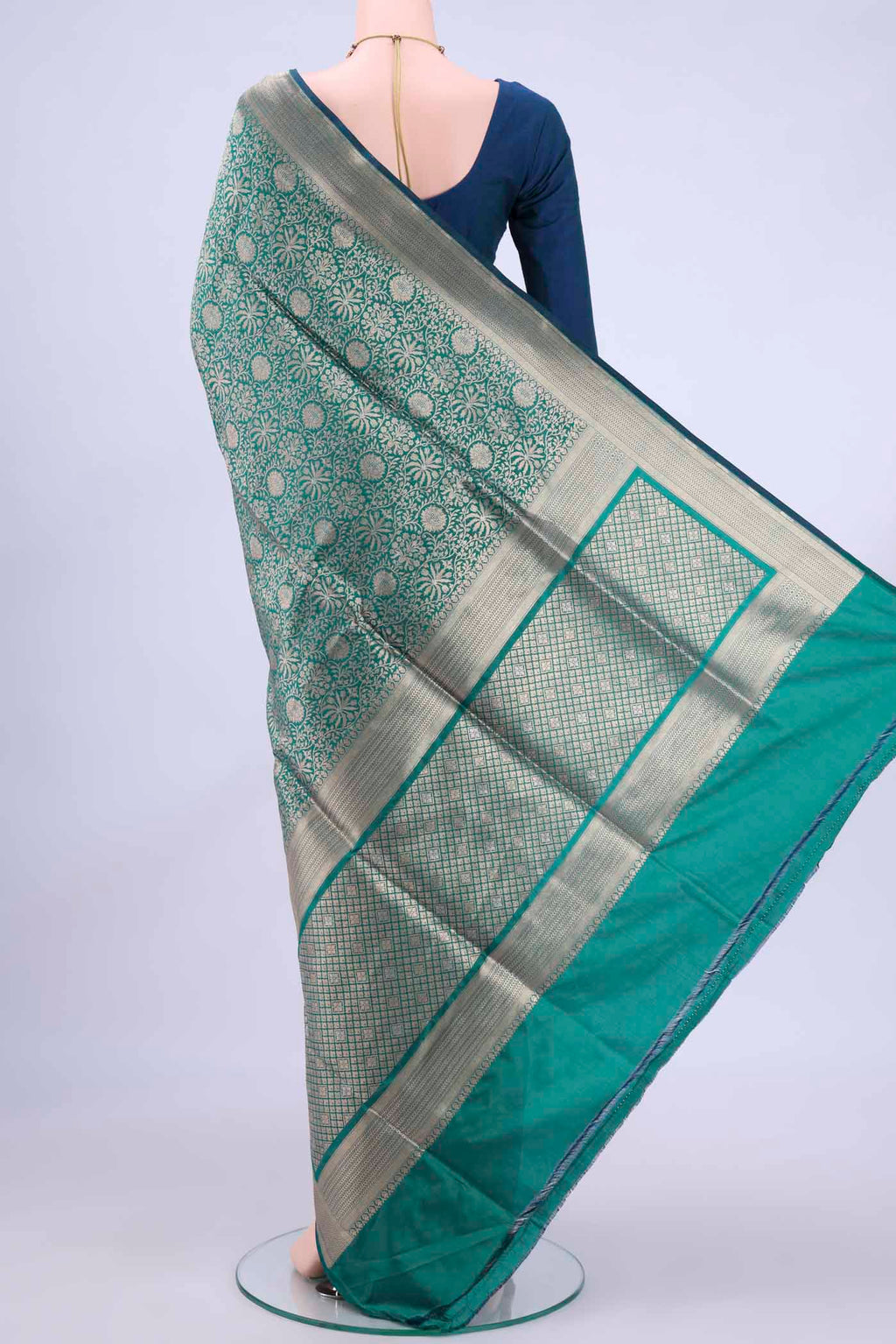 pallu body