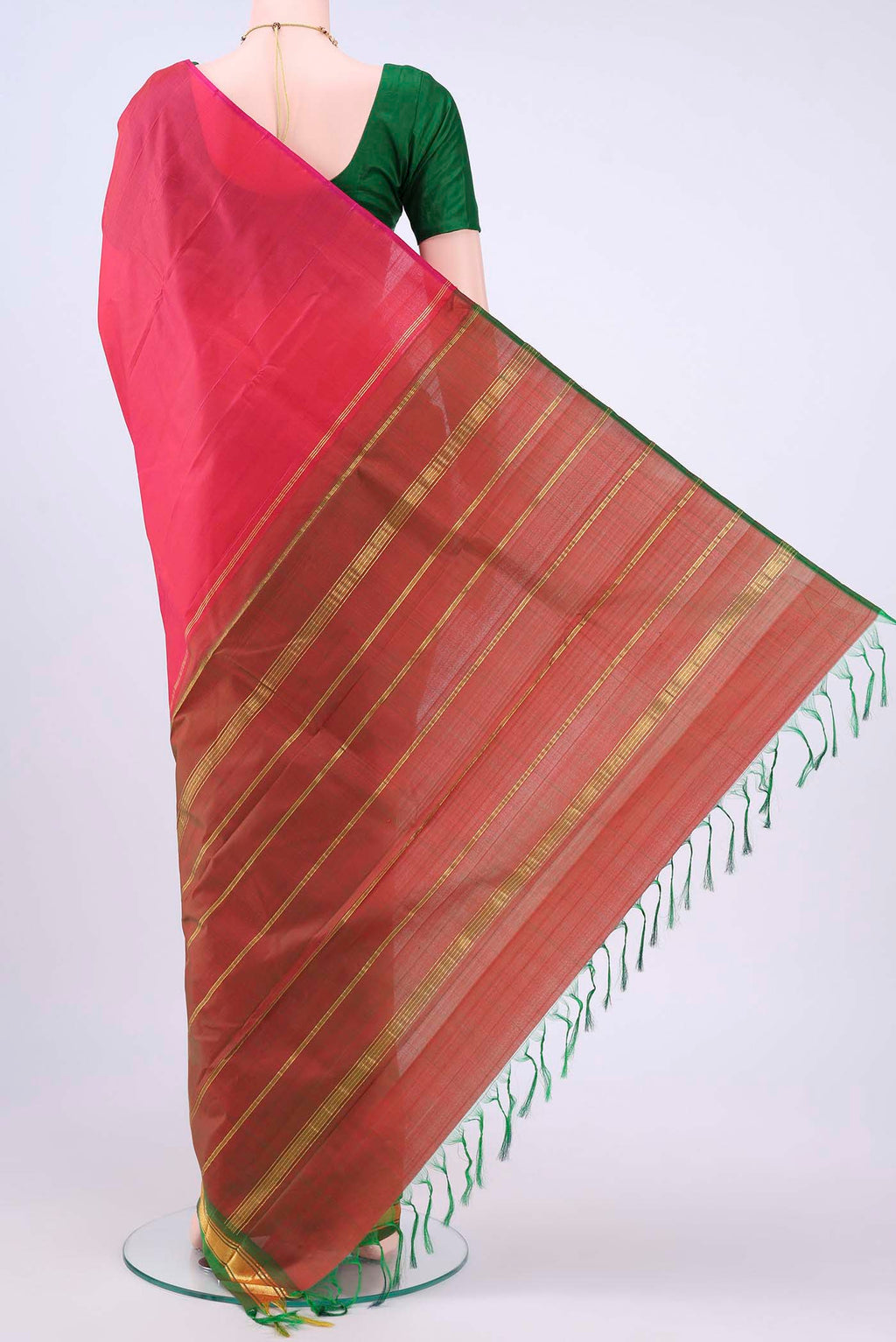 pallu body