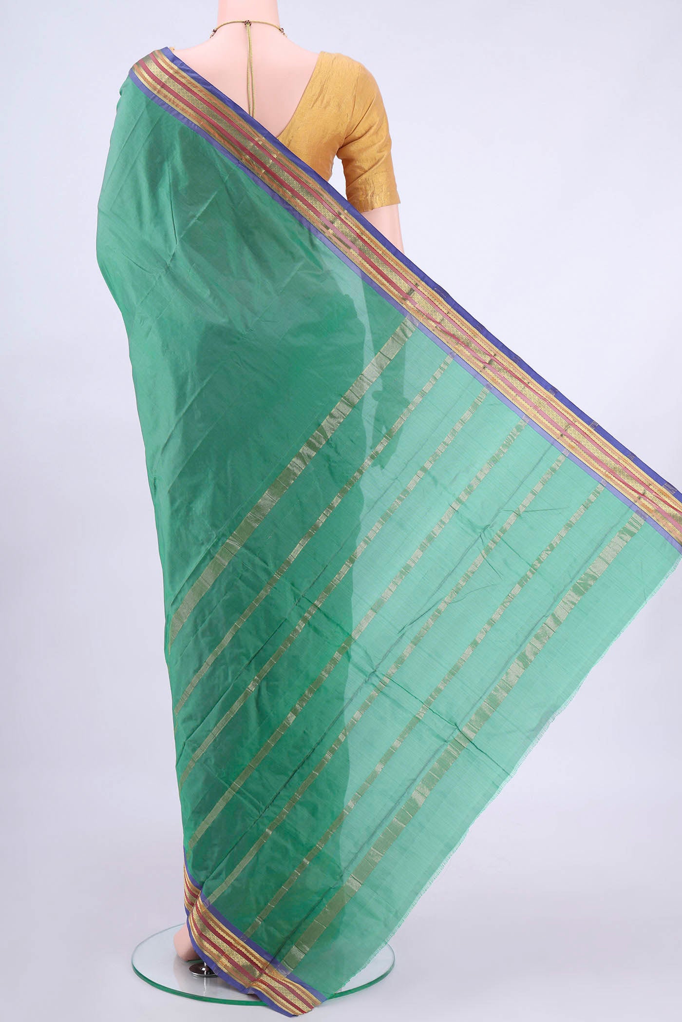 pallu body