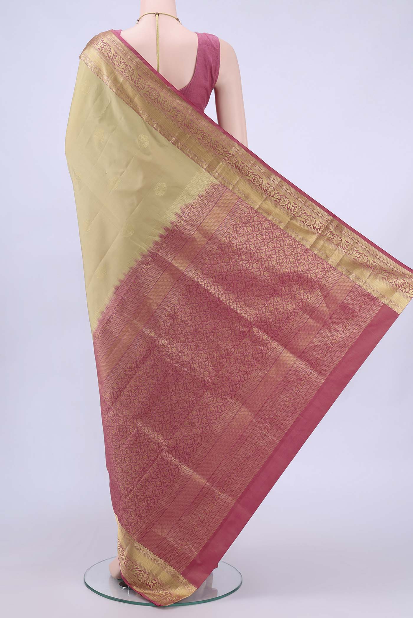 pallu body
