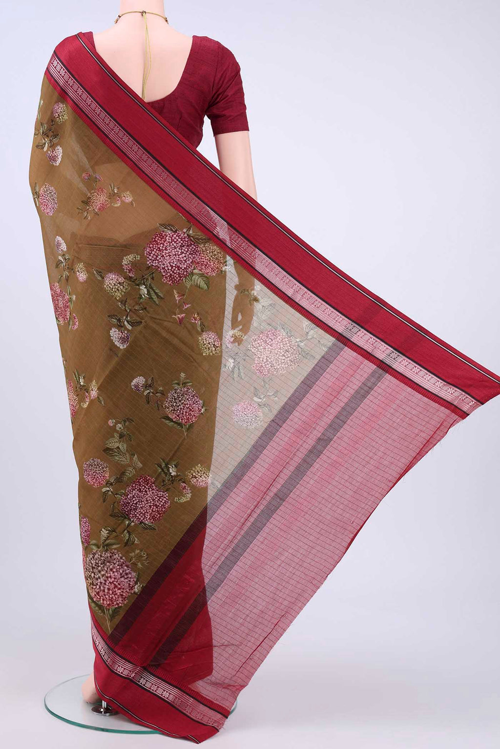 pallu body