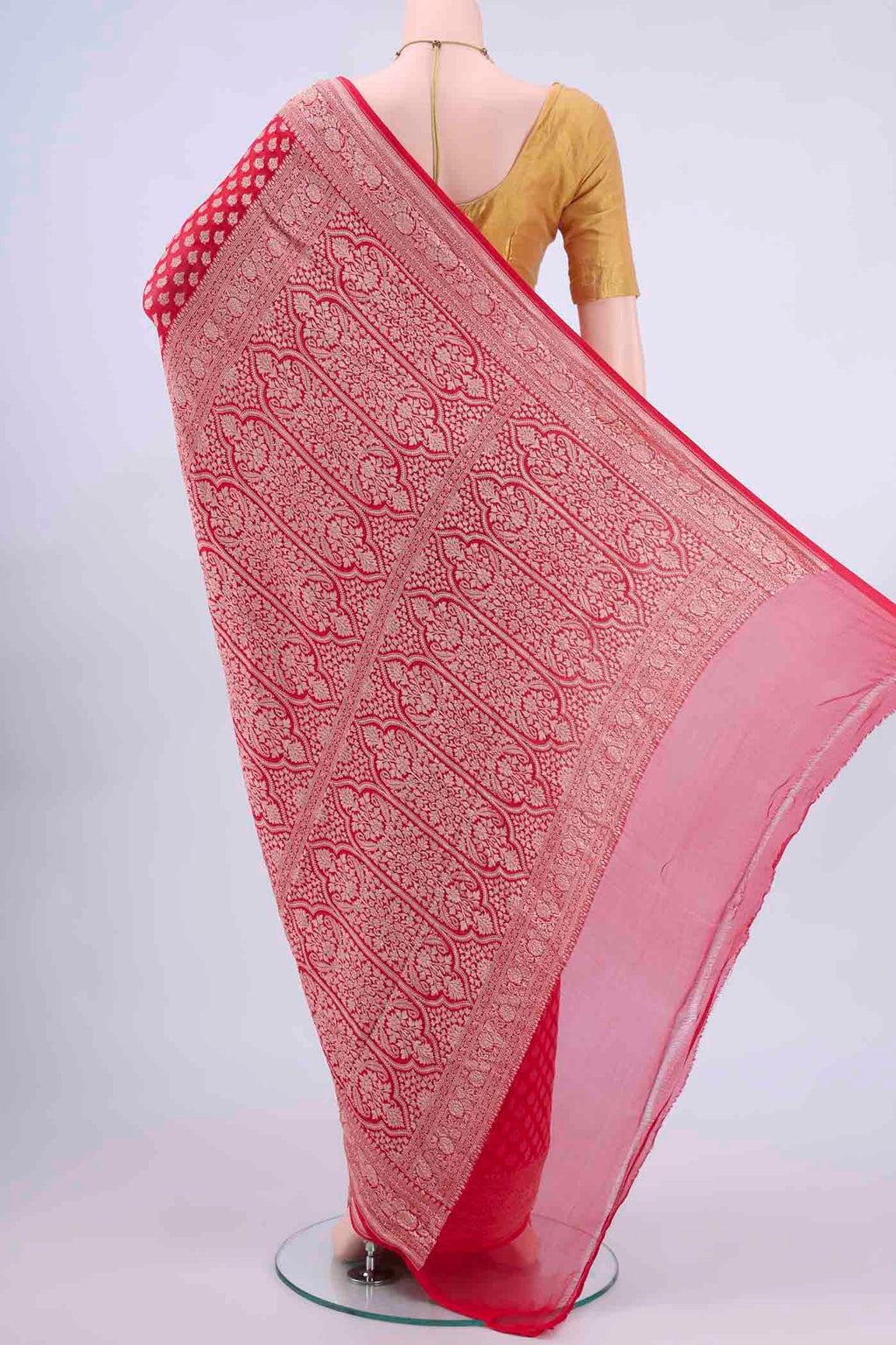 pallu body