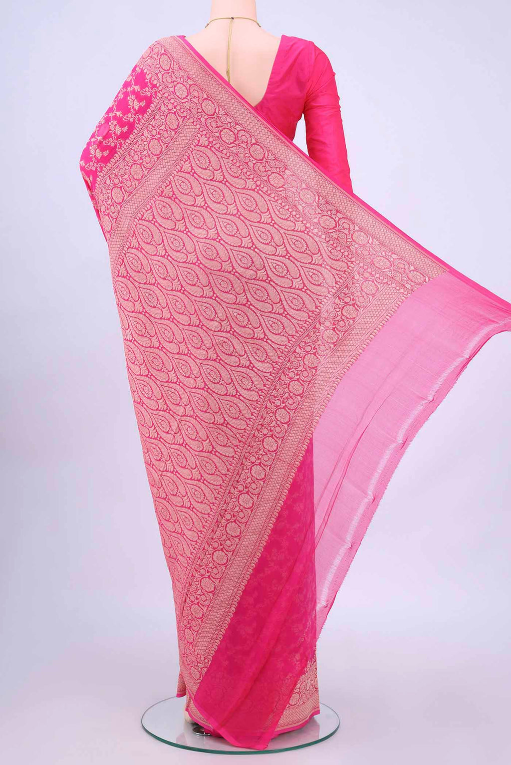 pallu body