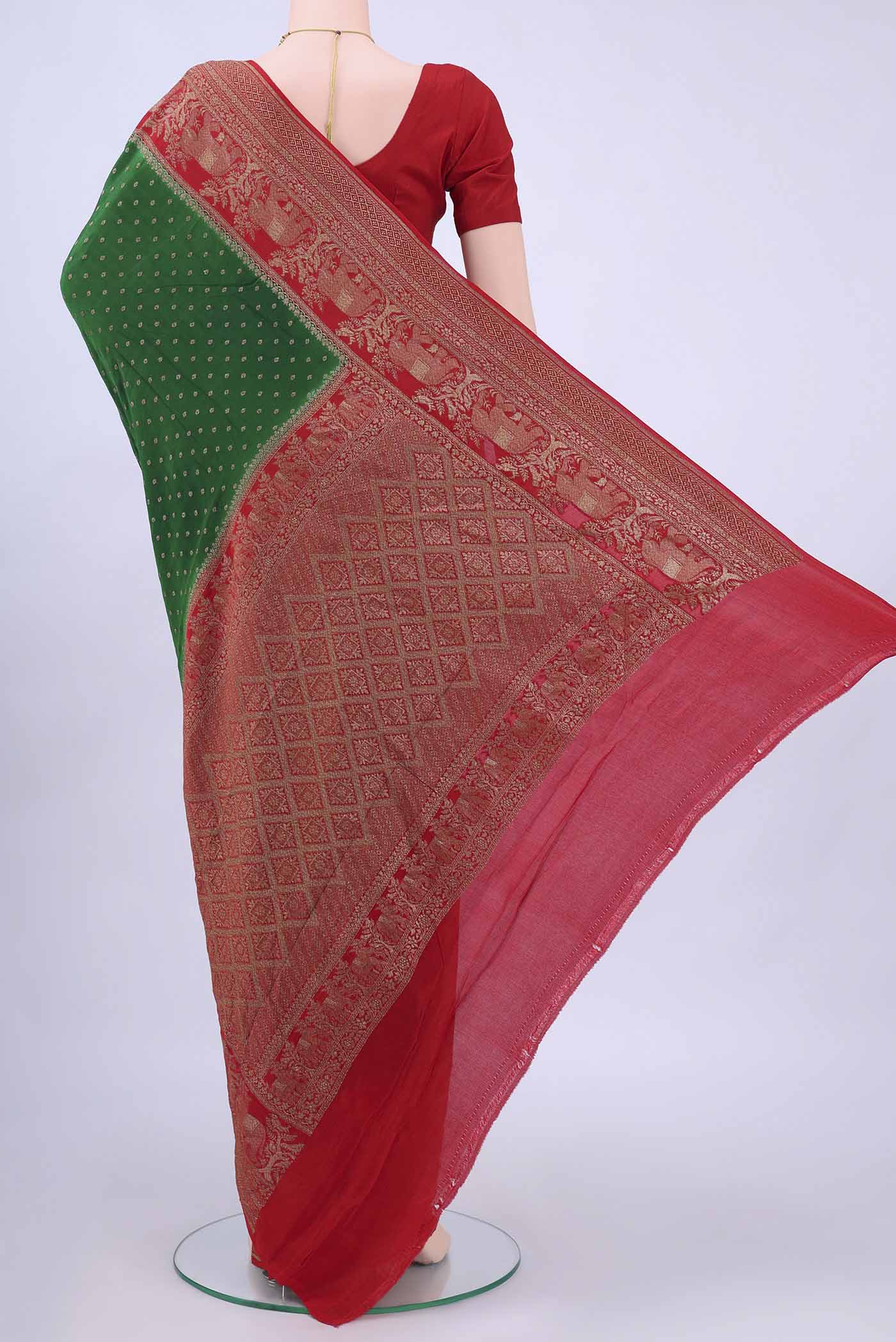 pallu body