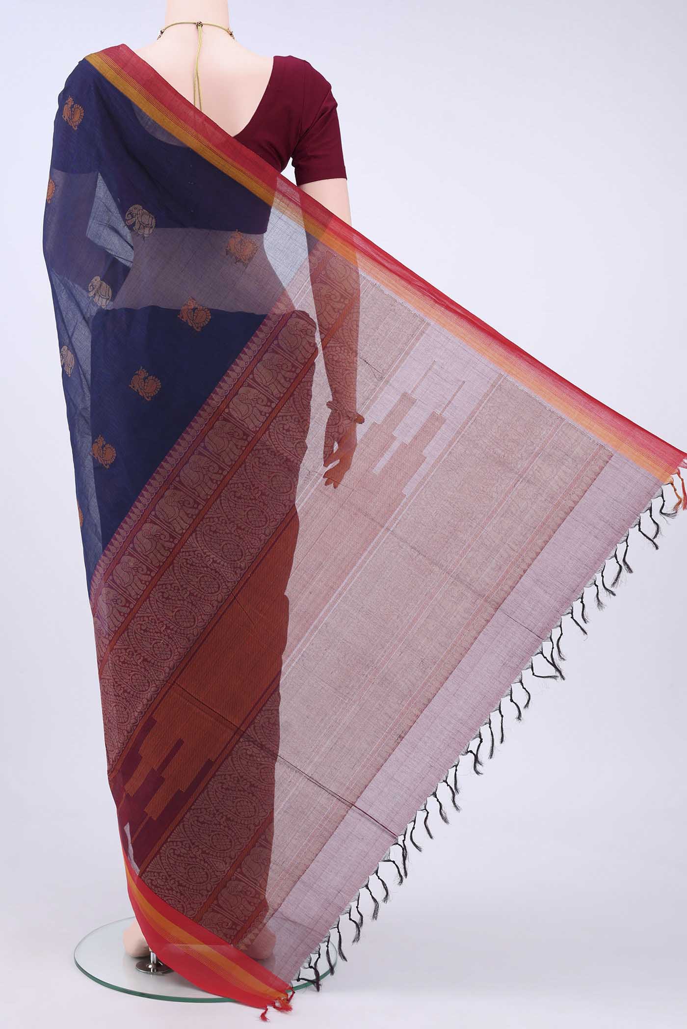 pallu body