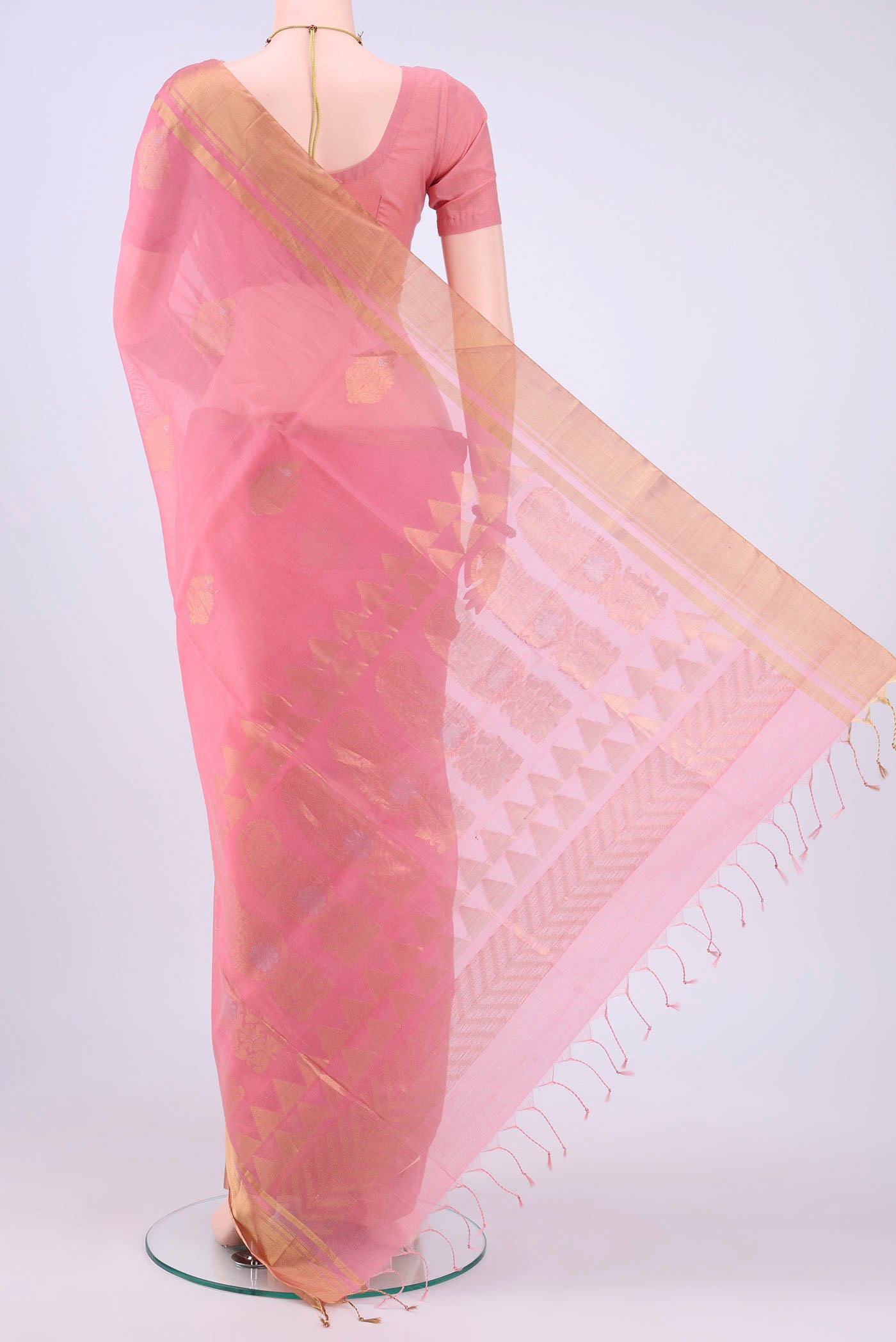 pallu body