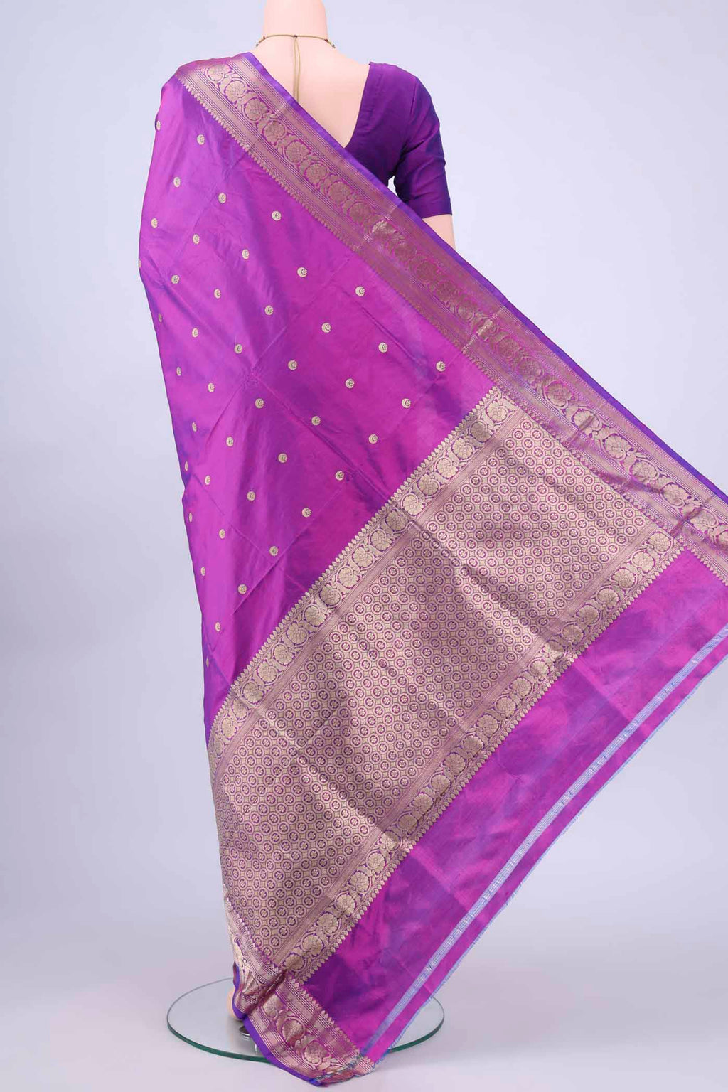 pallu body