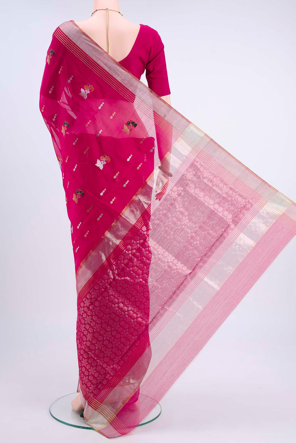 pallu body