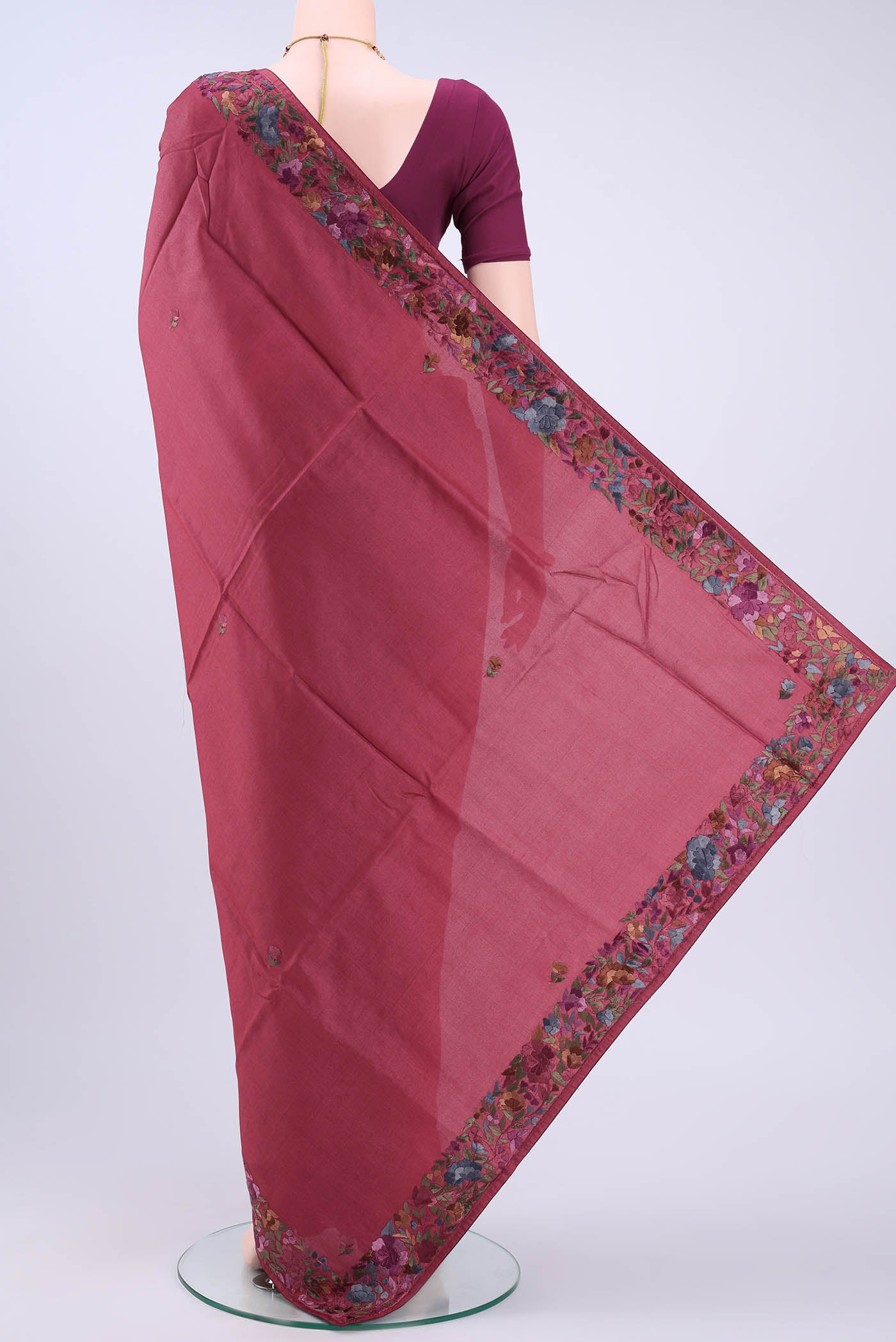 pallu body