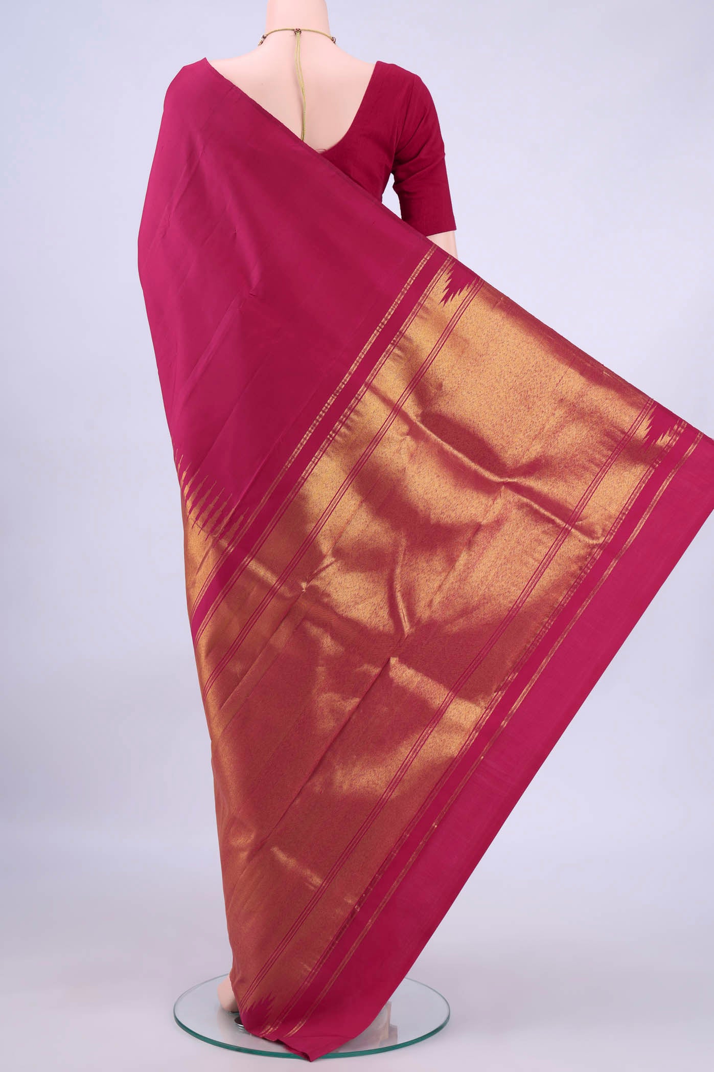 pallu body