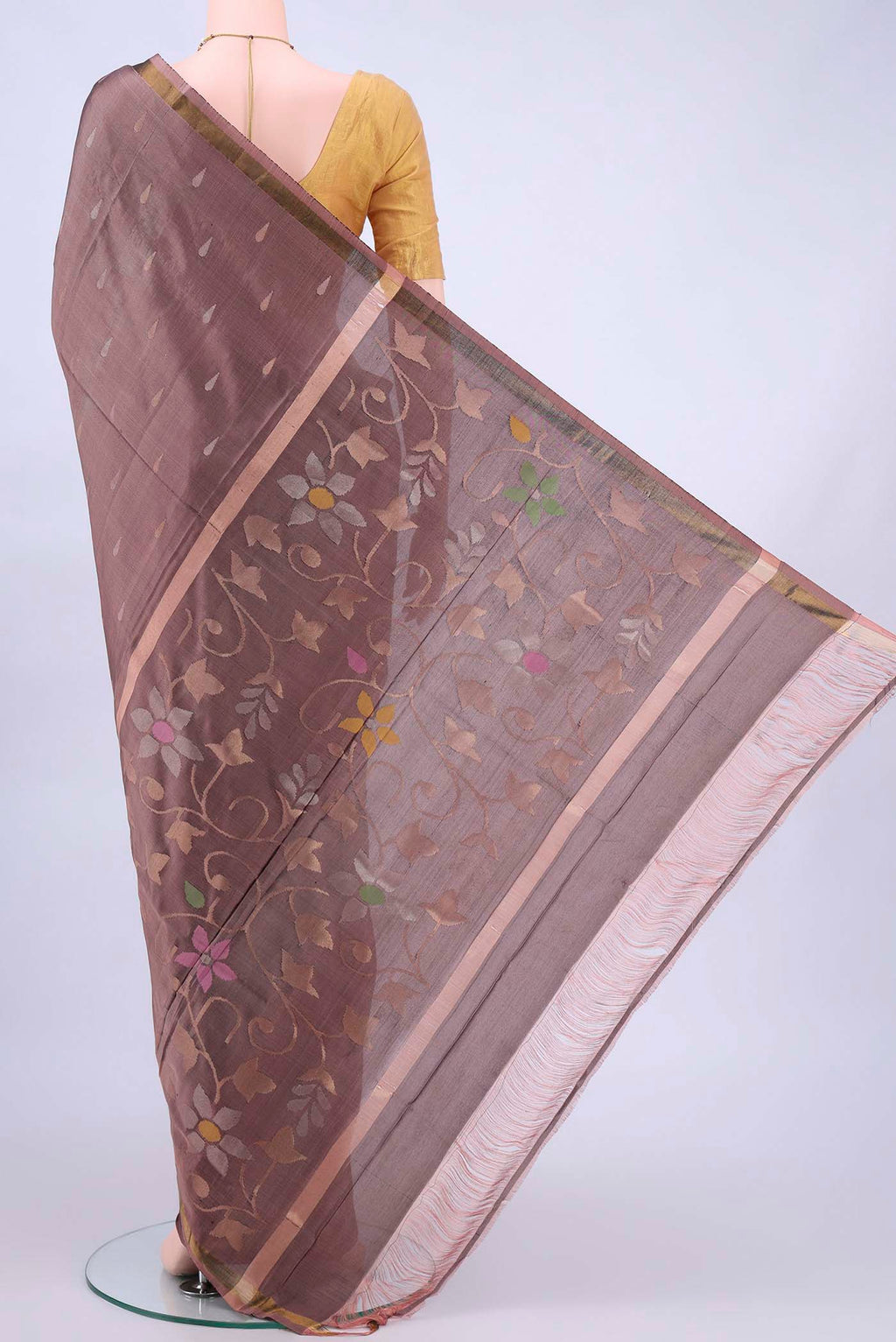 pallu body