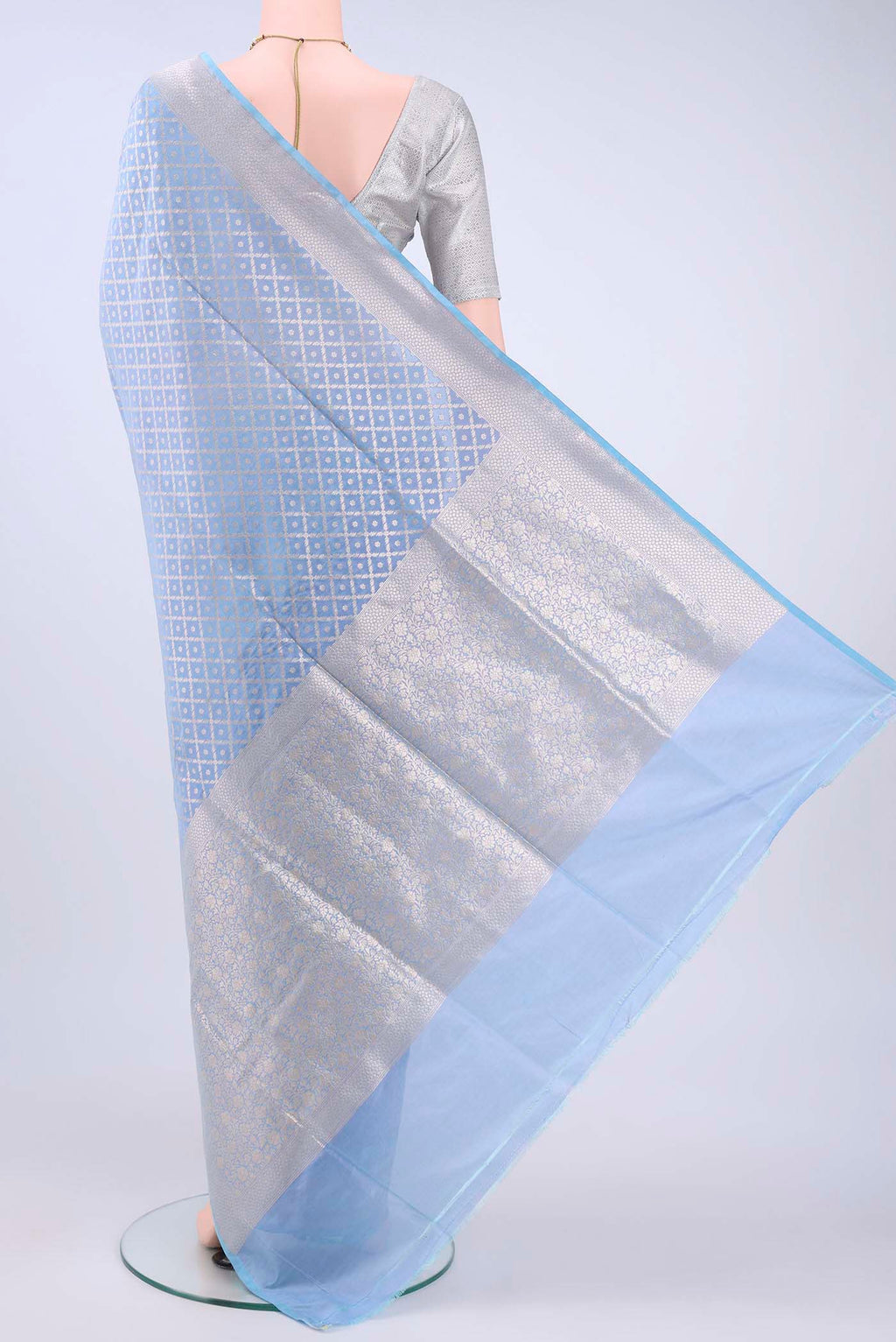pallu body
