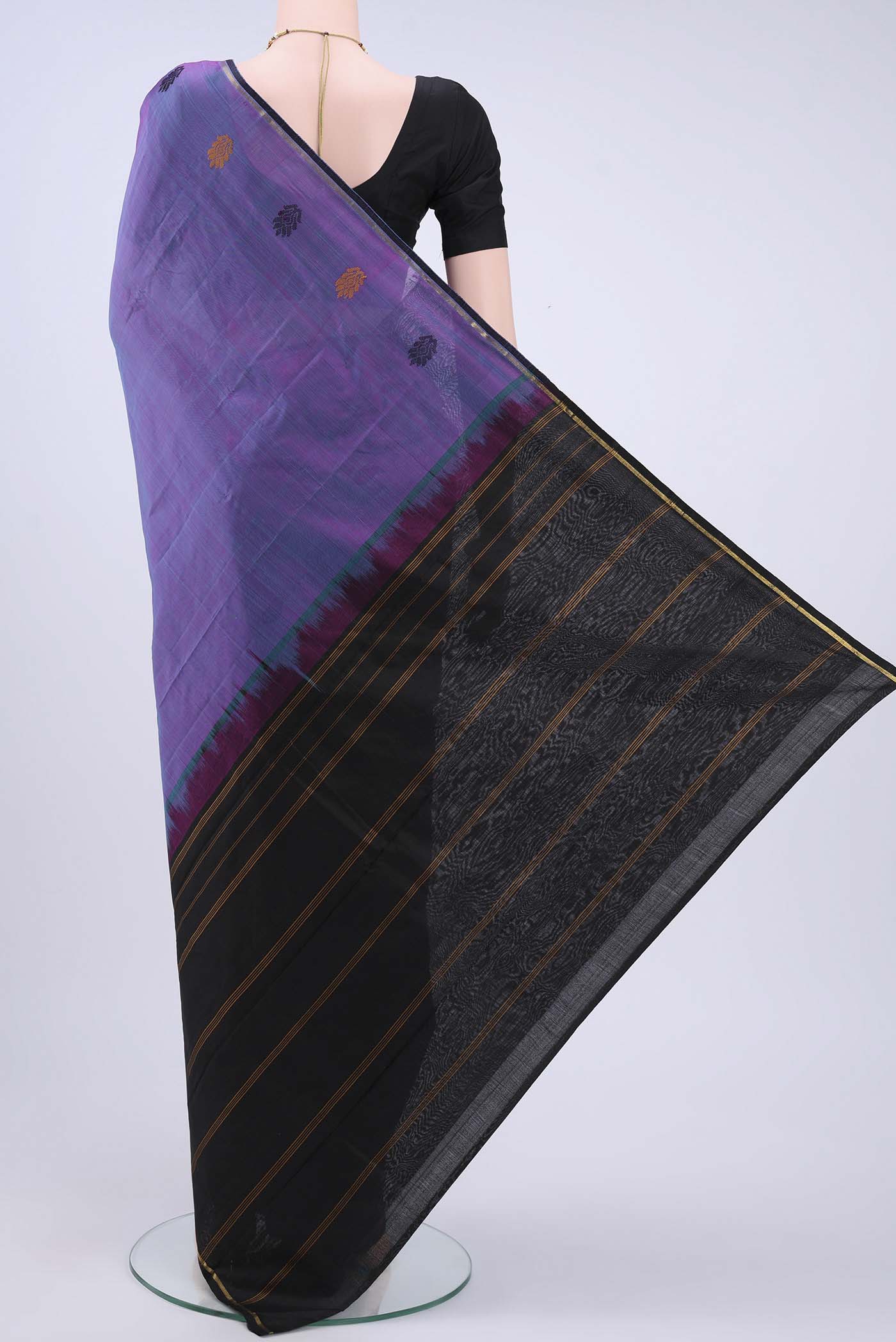 pallu body