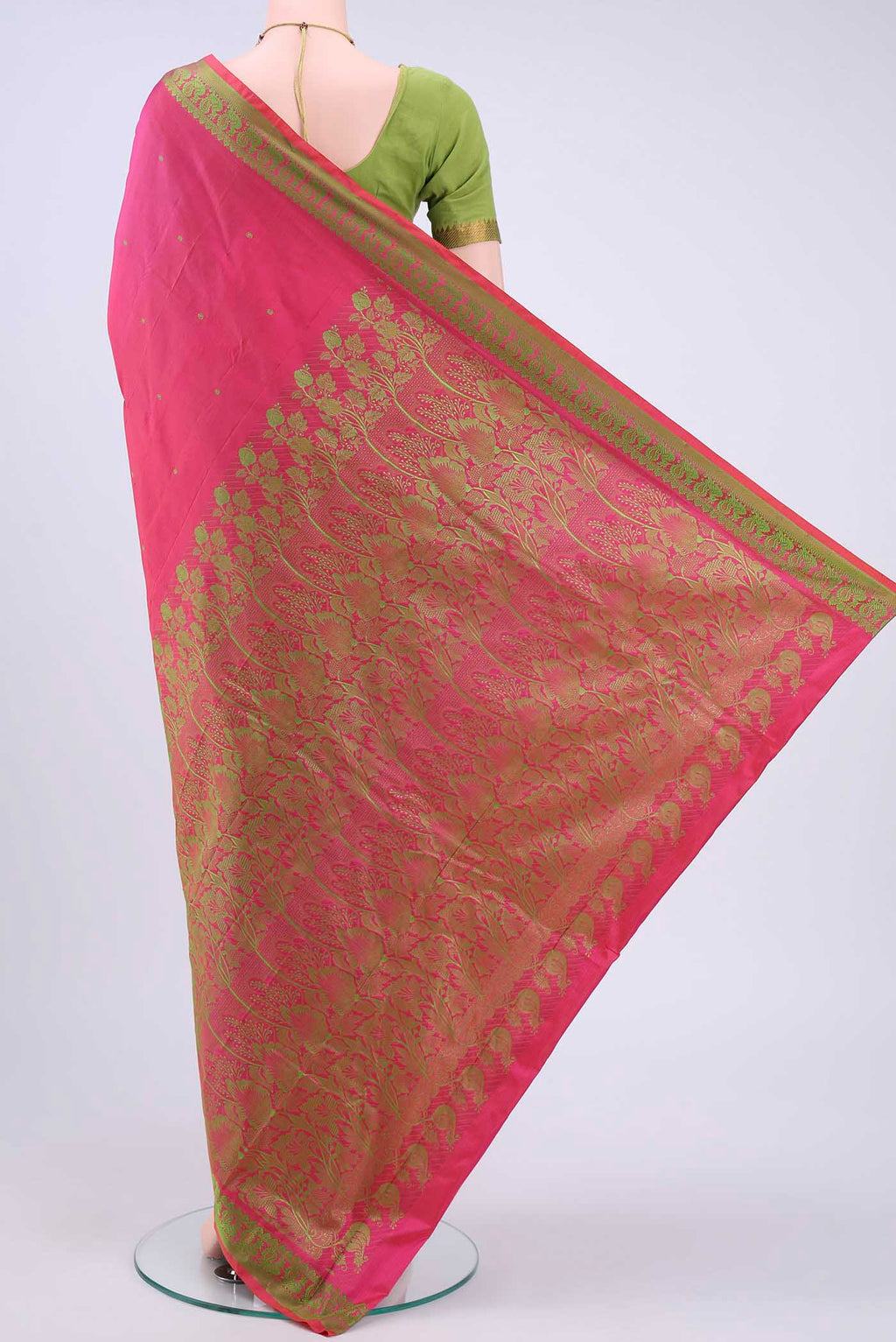pallu body