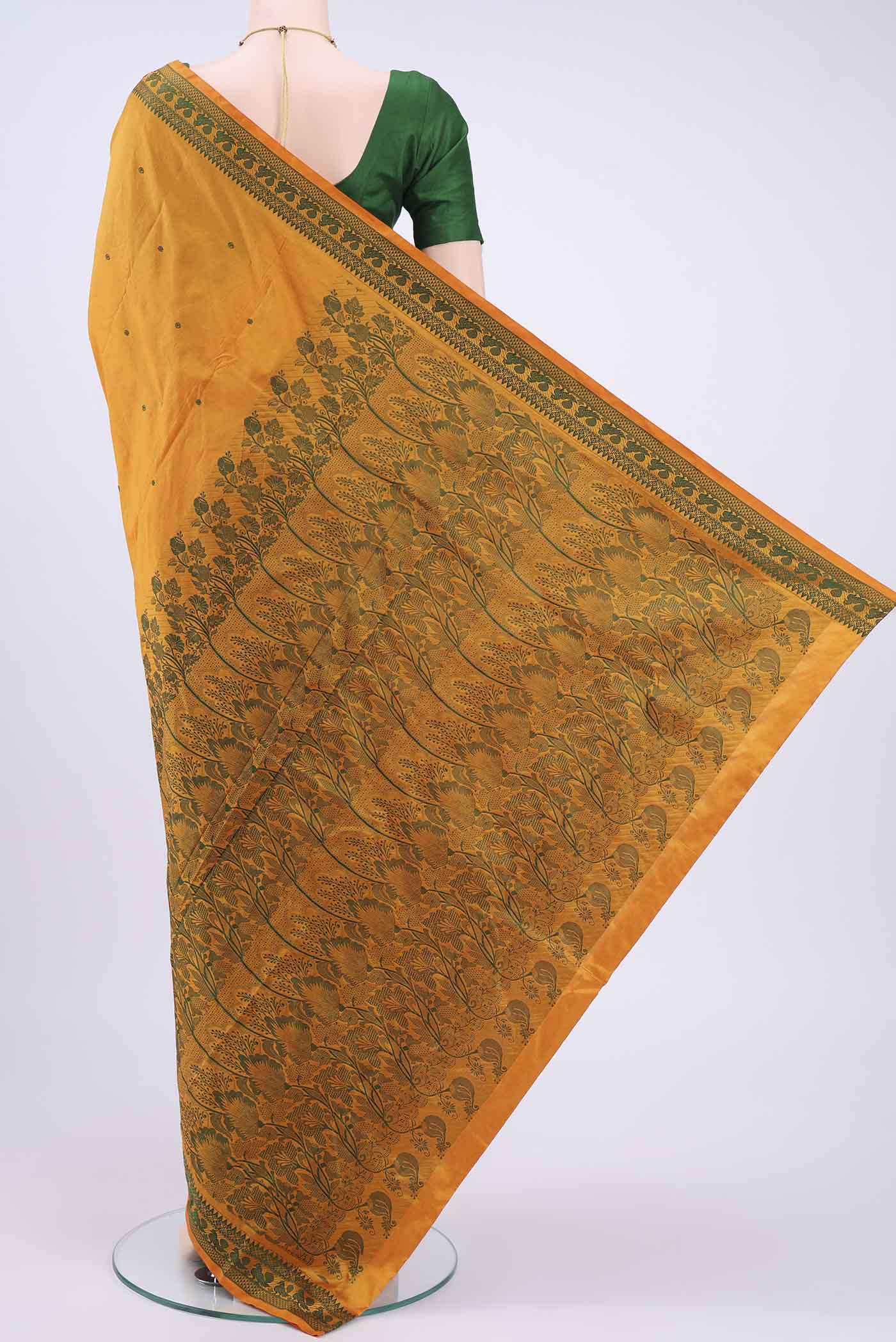 pallu body