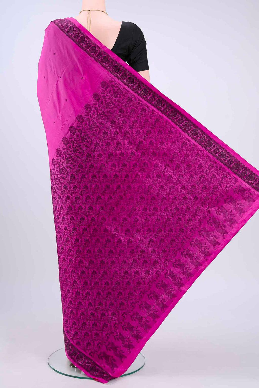 pallu body