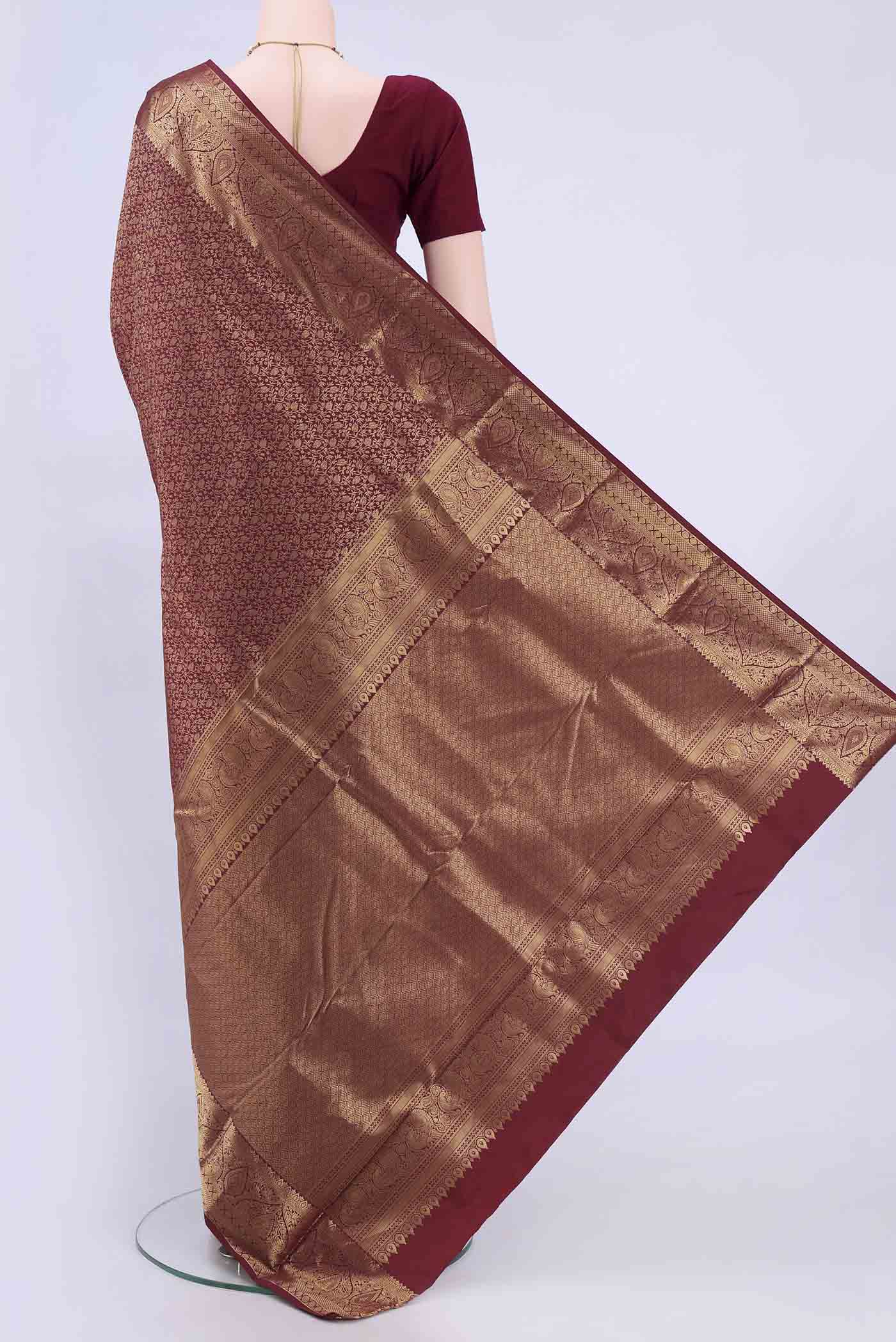 pallu body