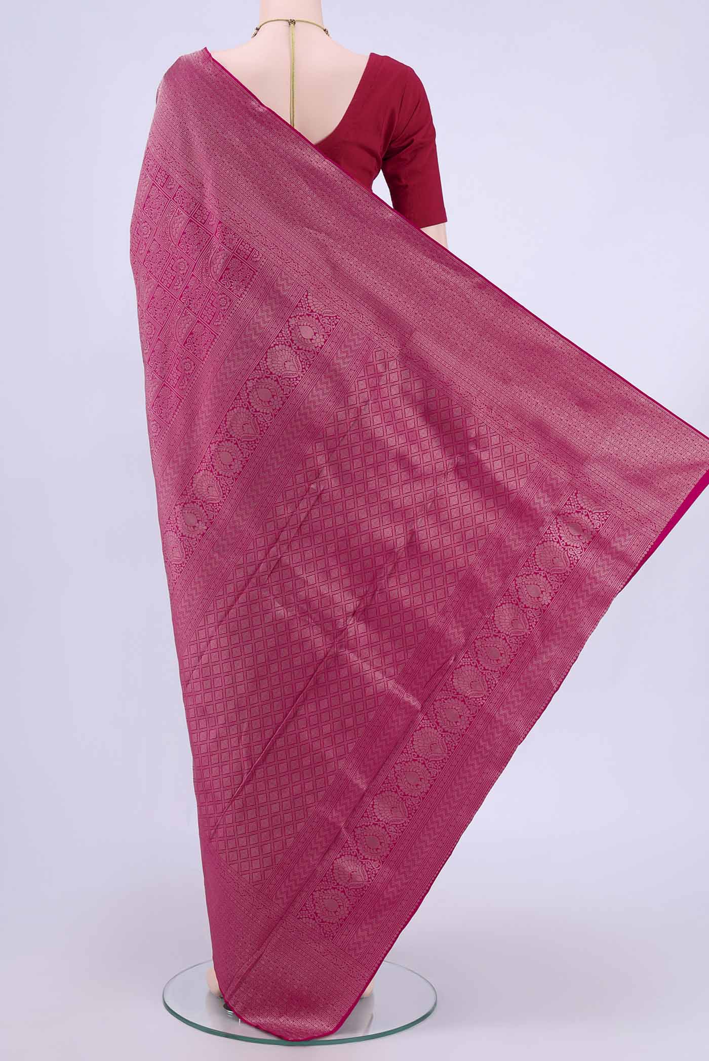 pallu body