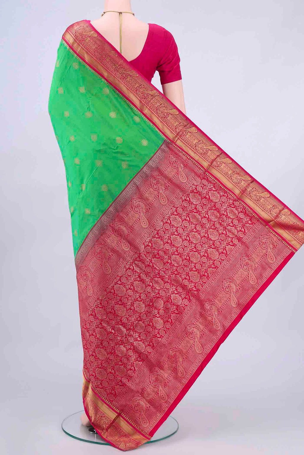 pallu body