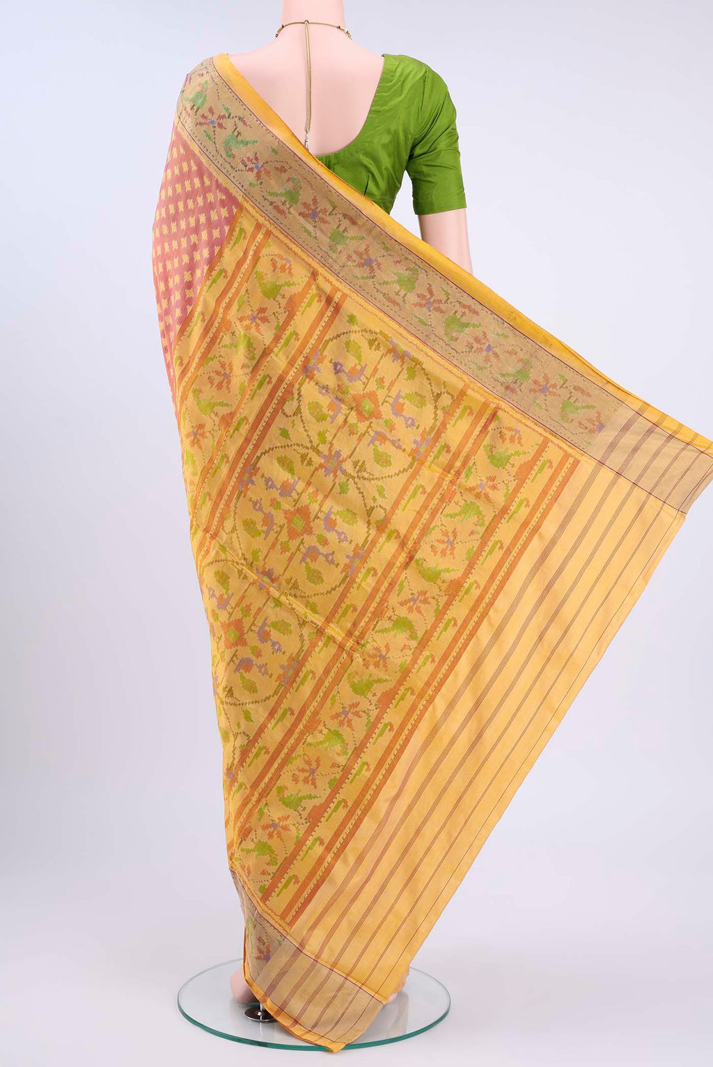pallu body