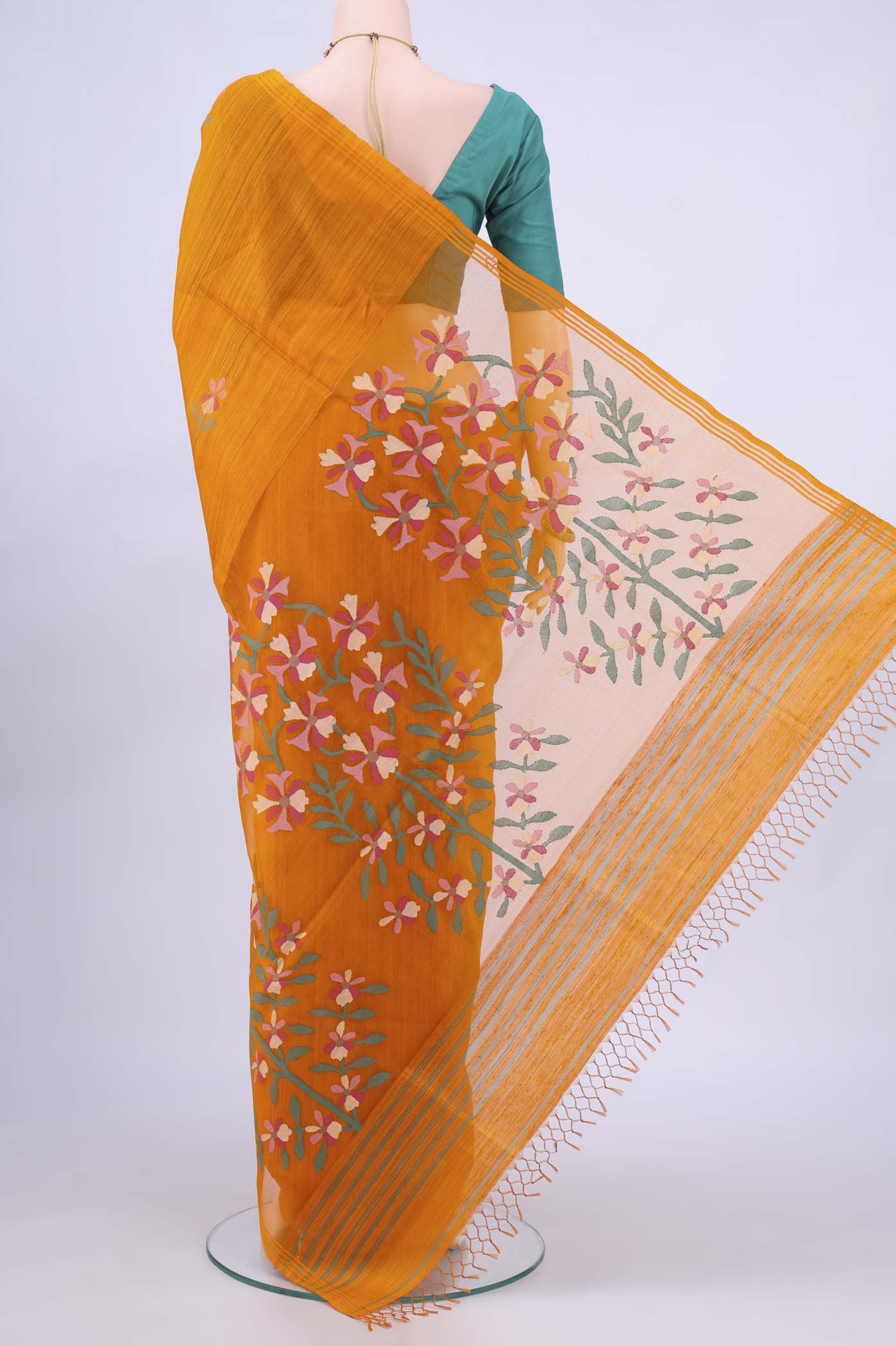 pallu body