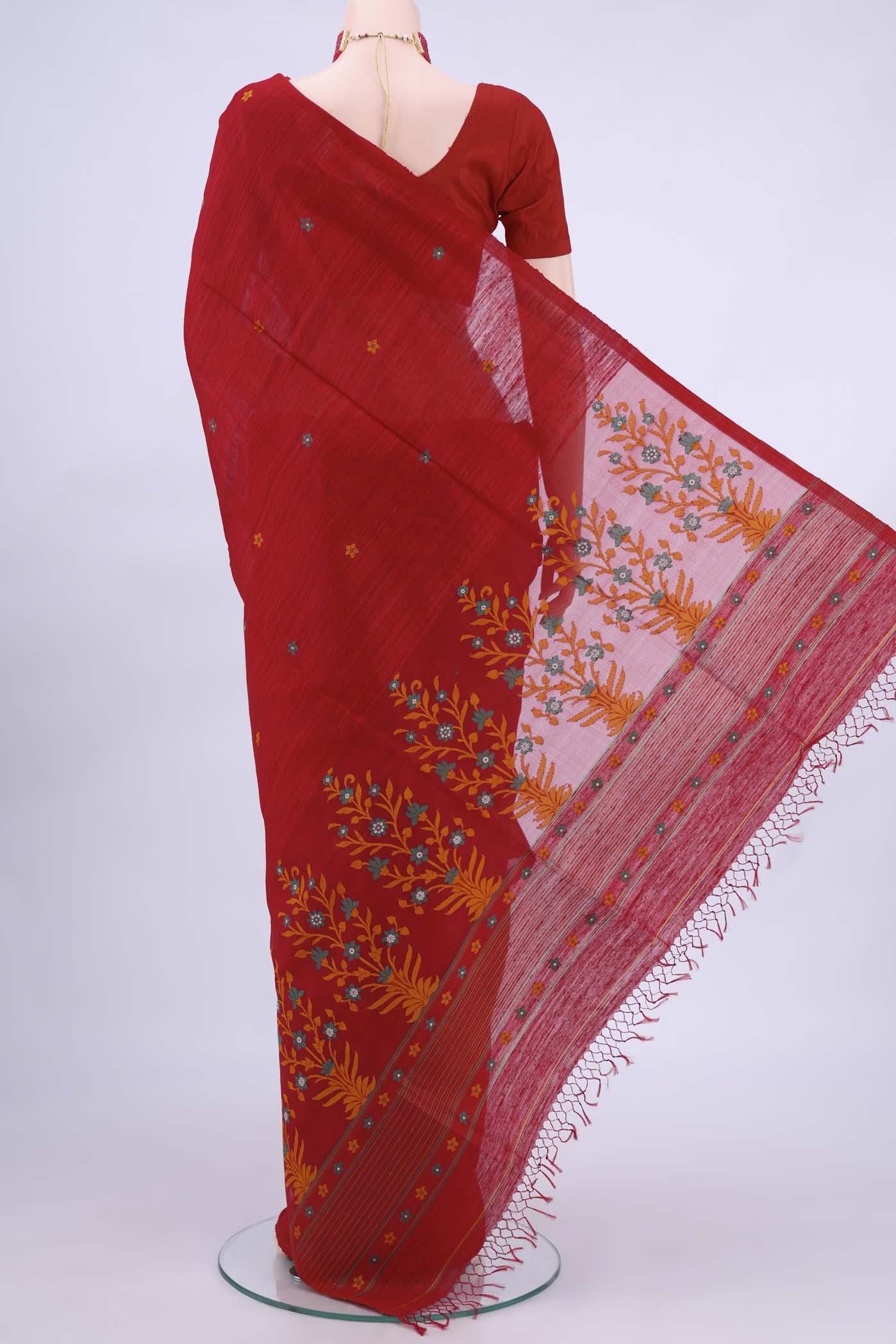 pallu body