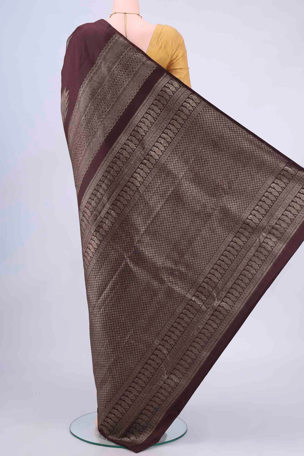 pallu body