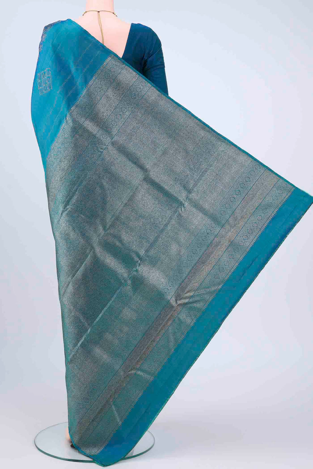 pallu body