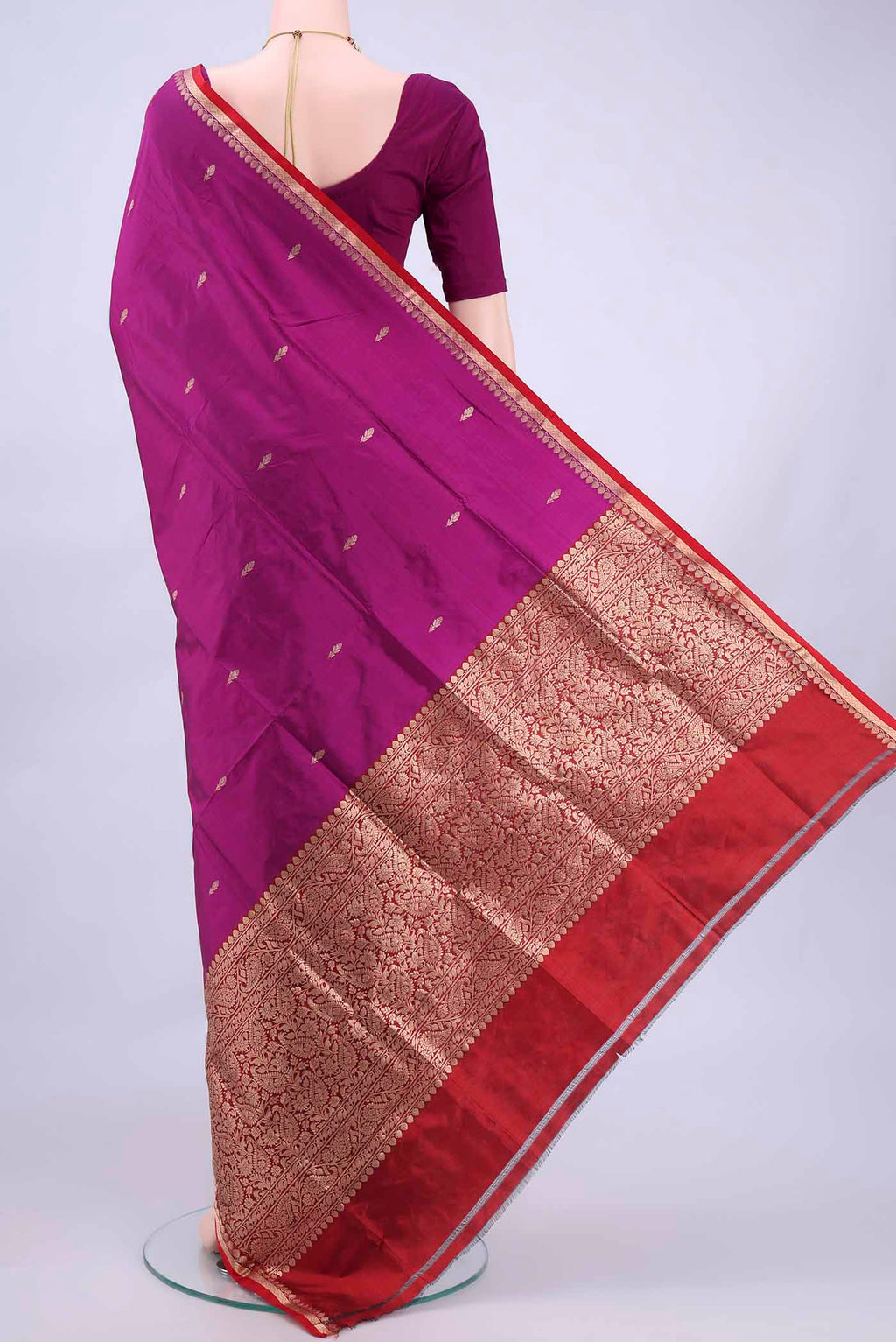 pallu body