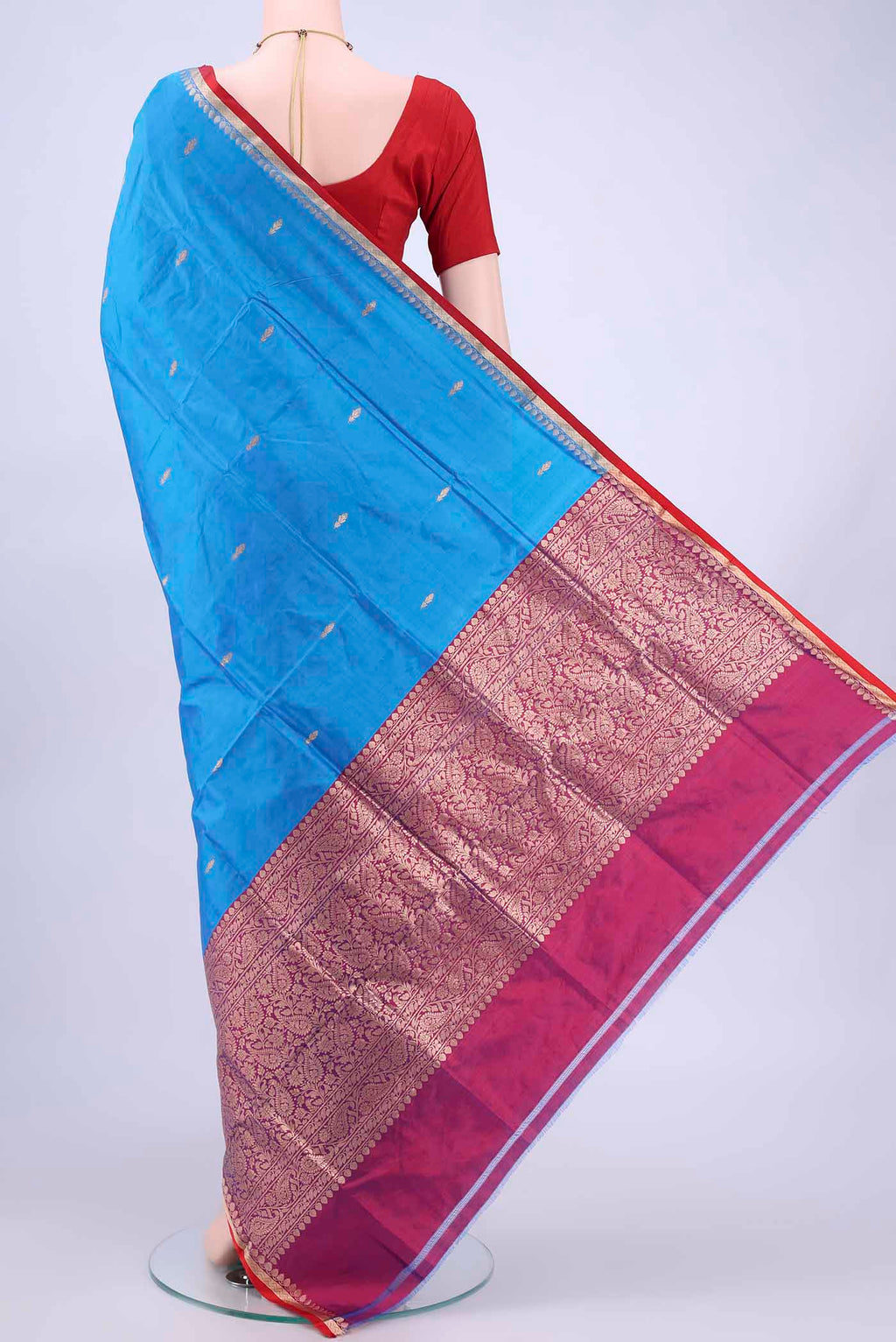 pallu body