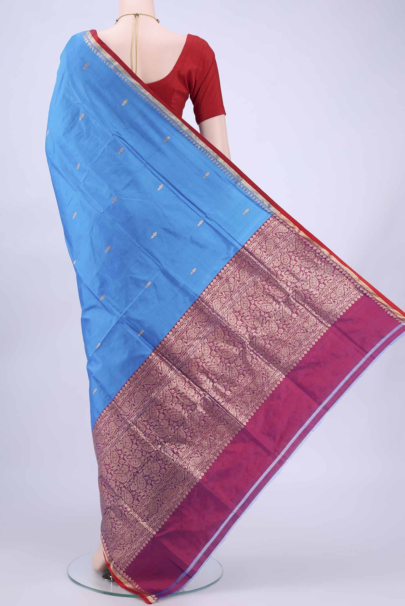 pallu body