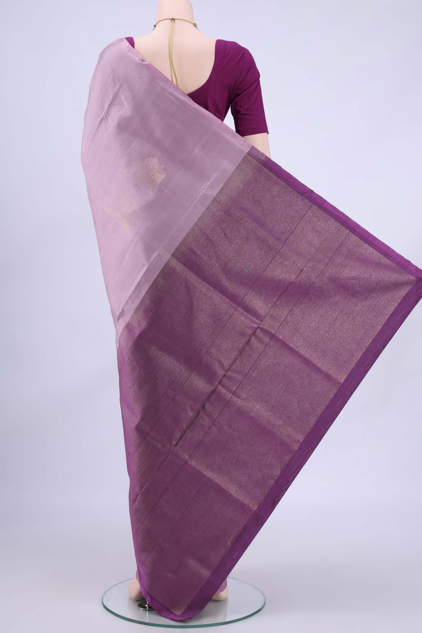 pallu body