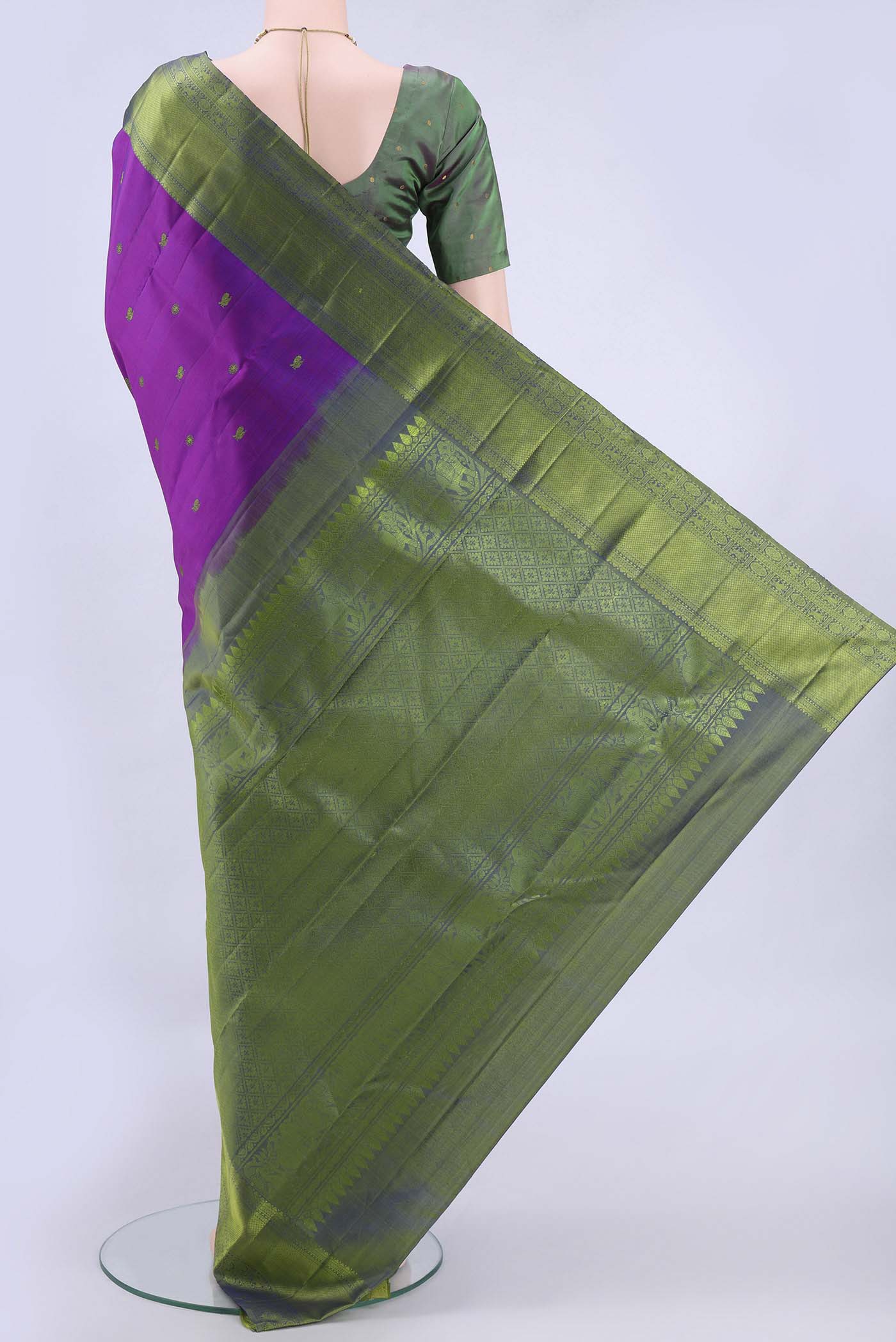pallu body