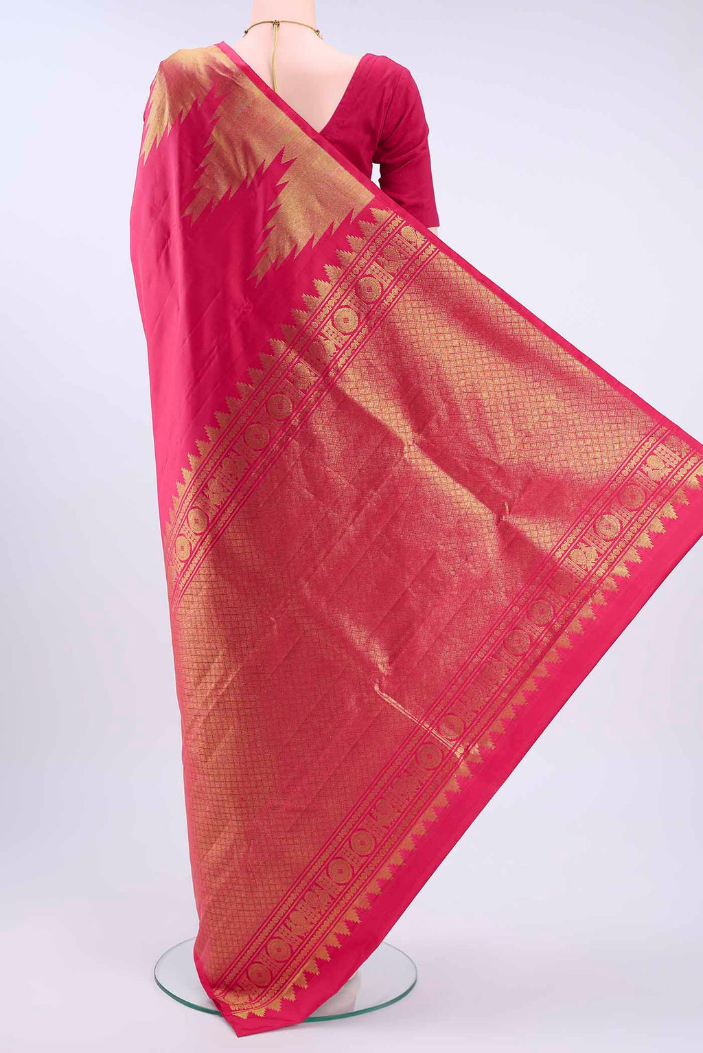 pallu body