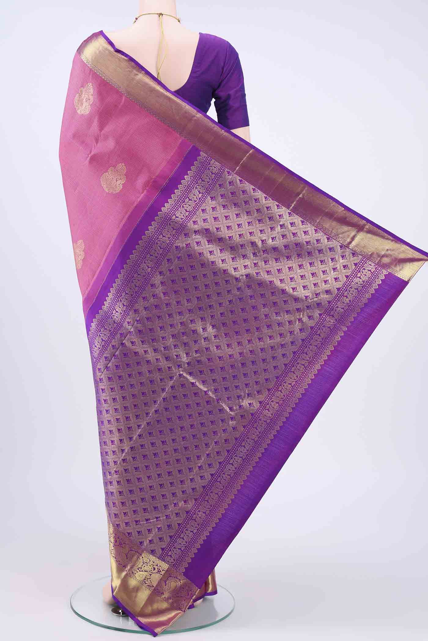 pallu body