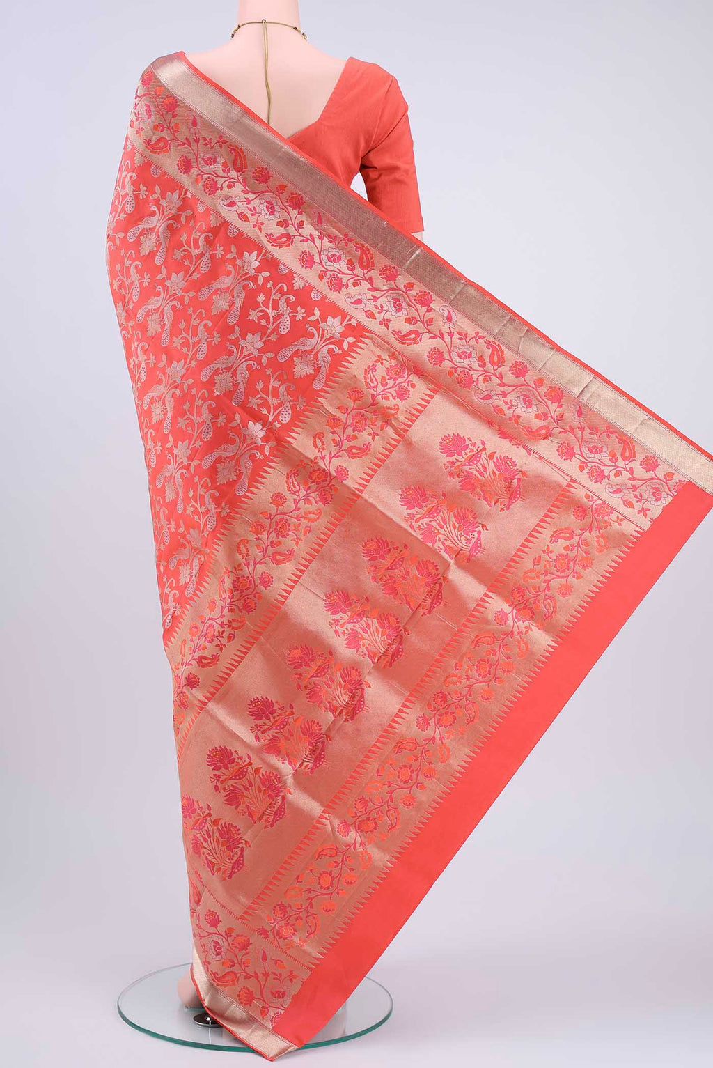 pallu body