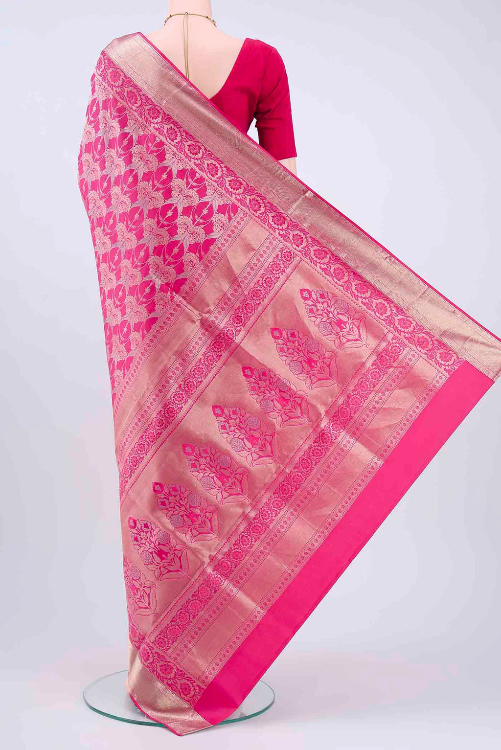 pallu body