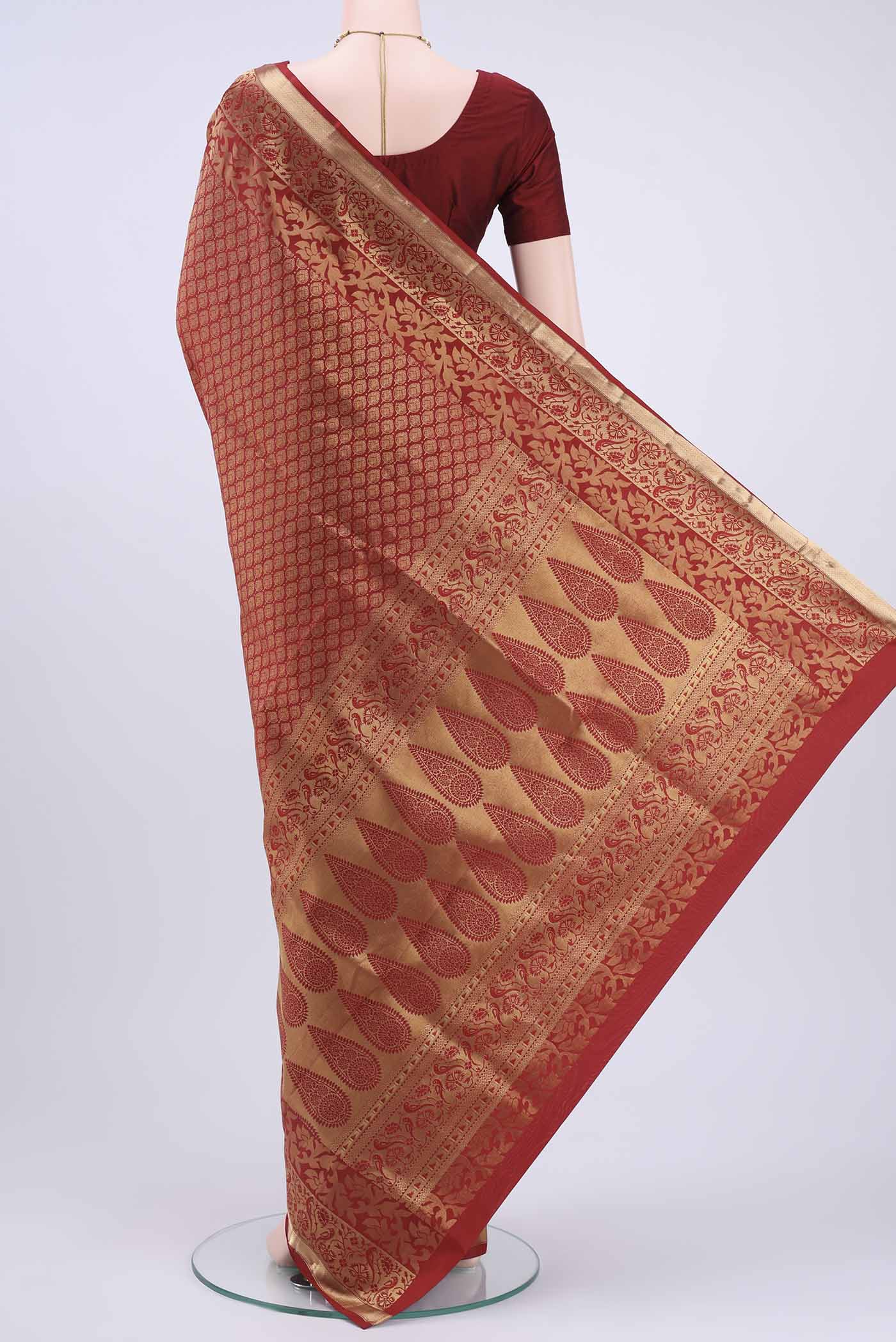 pallu body