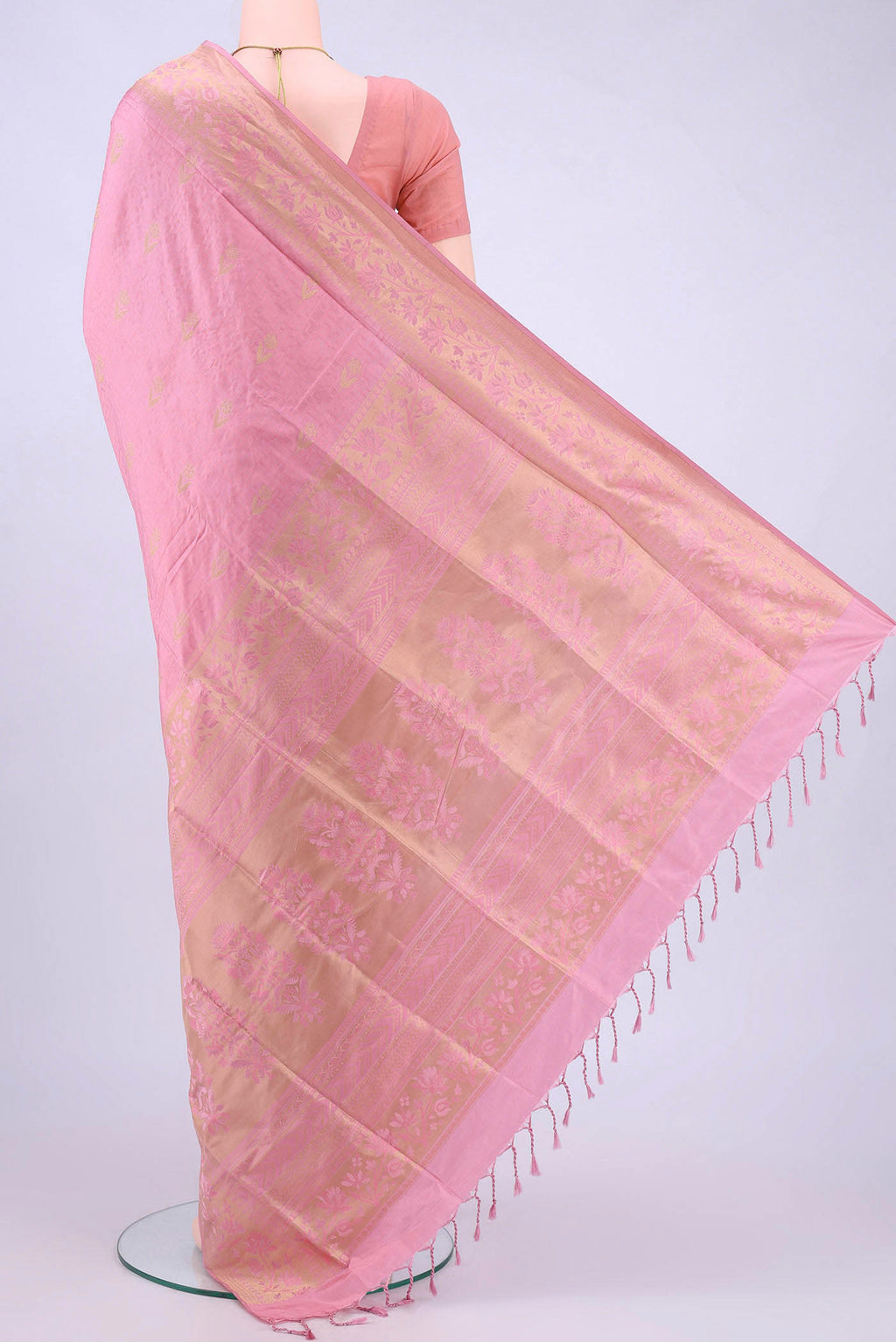 pallu body
