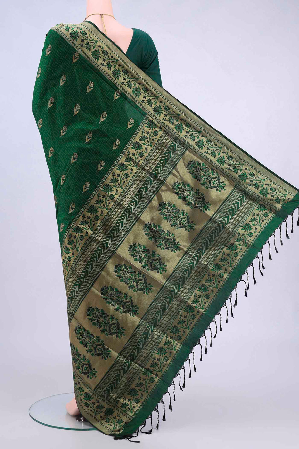pallu body