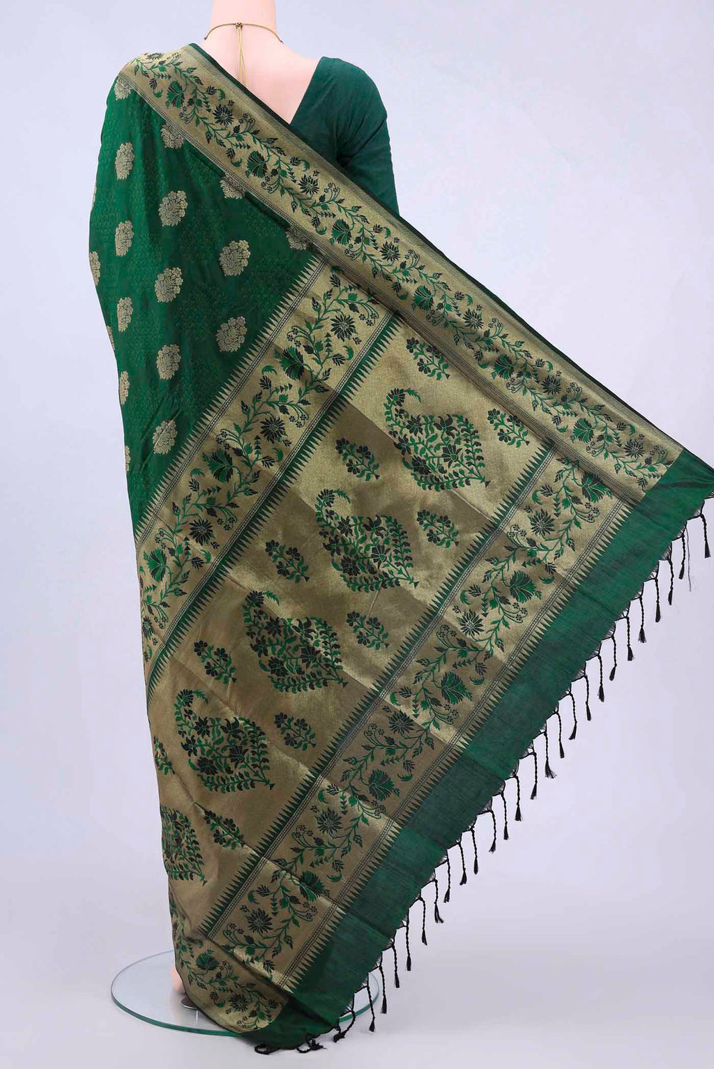 pallu body